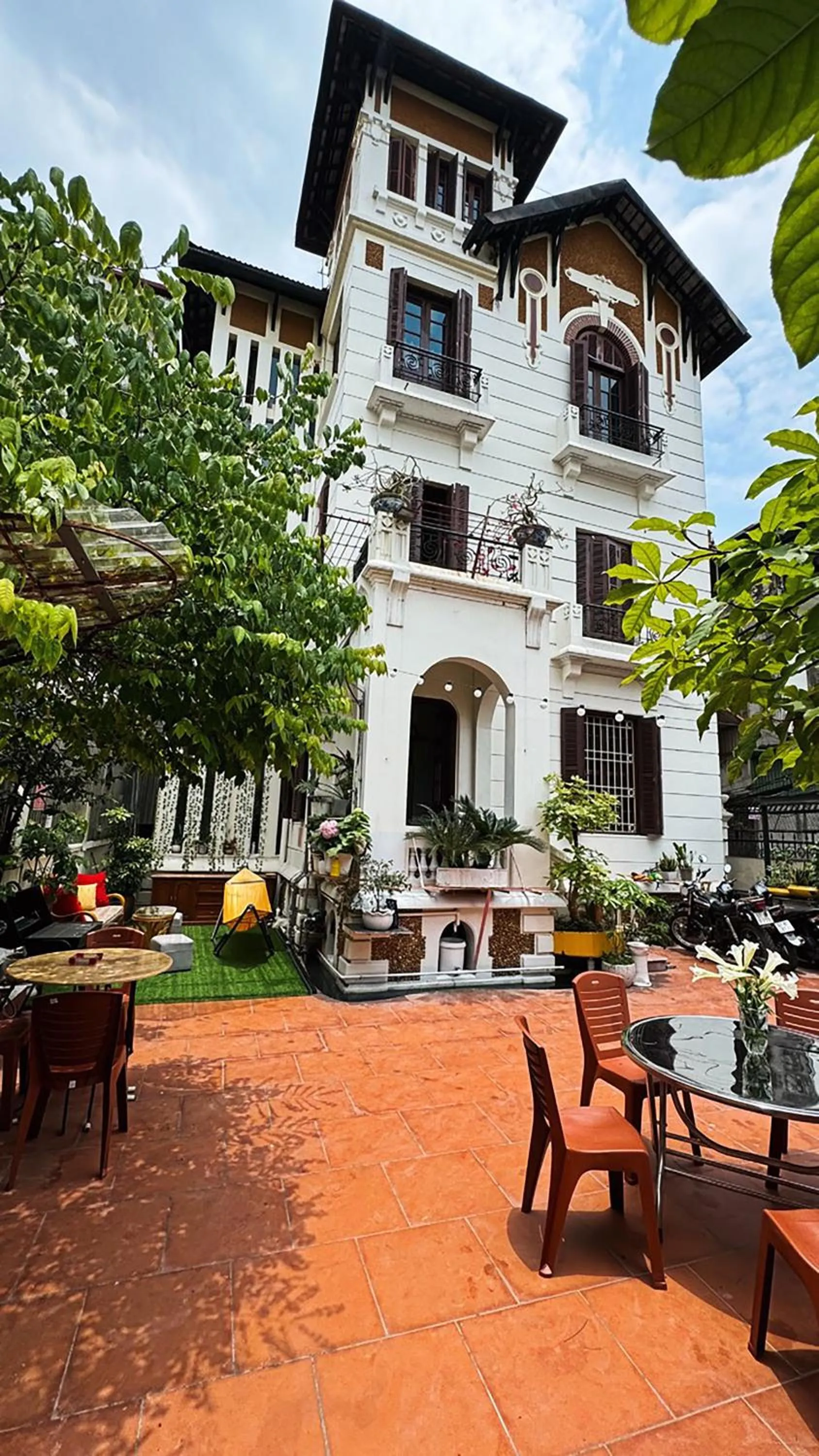 Property building in Tuna Homestay Hanoi & Experience