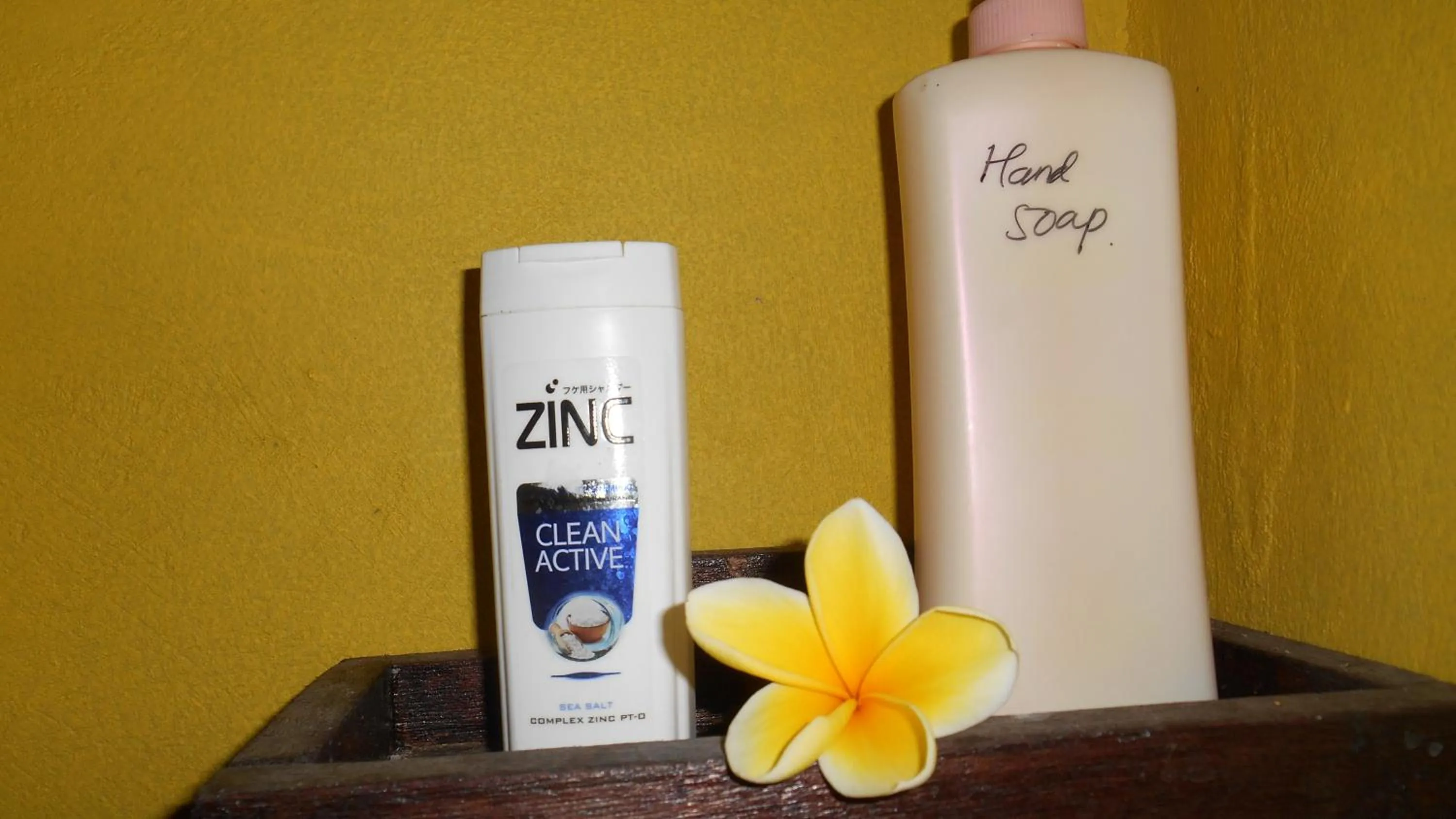 Bathroom in Taman Menjangan by SnorkelingMenjangan