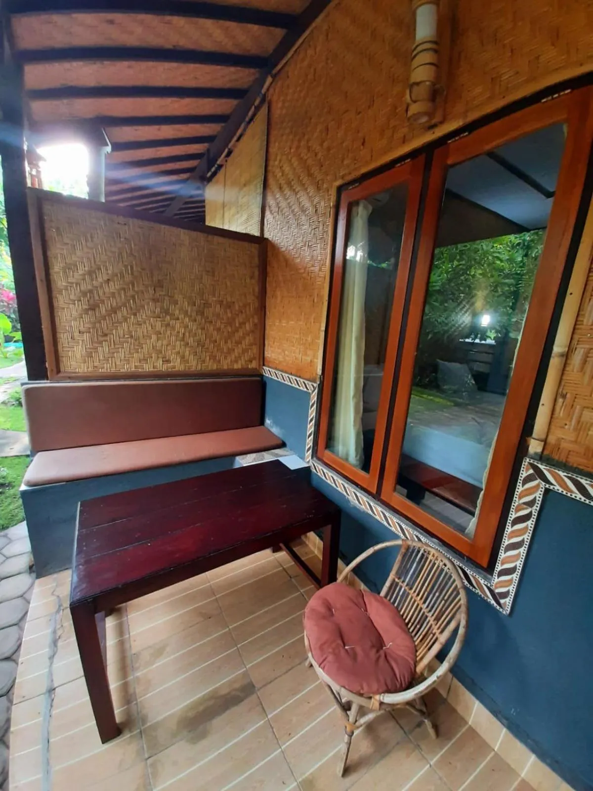 Patio in Taman Menjangan homestay by SnorkelingMenjangan