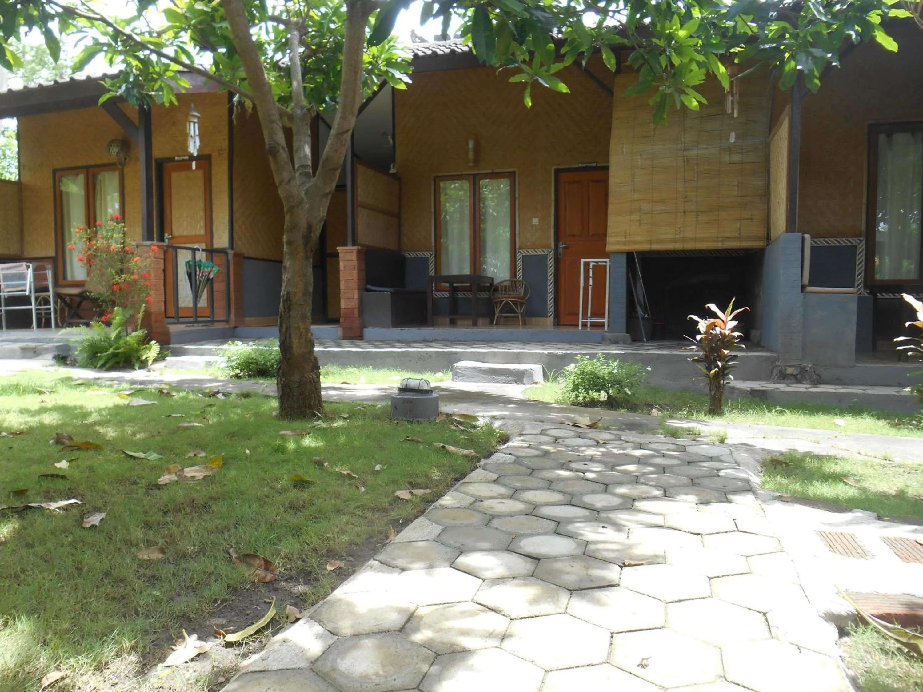 Property building in Taman Menjangan homestay by SnorkelingMenjangan
