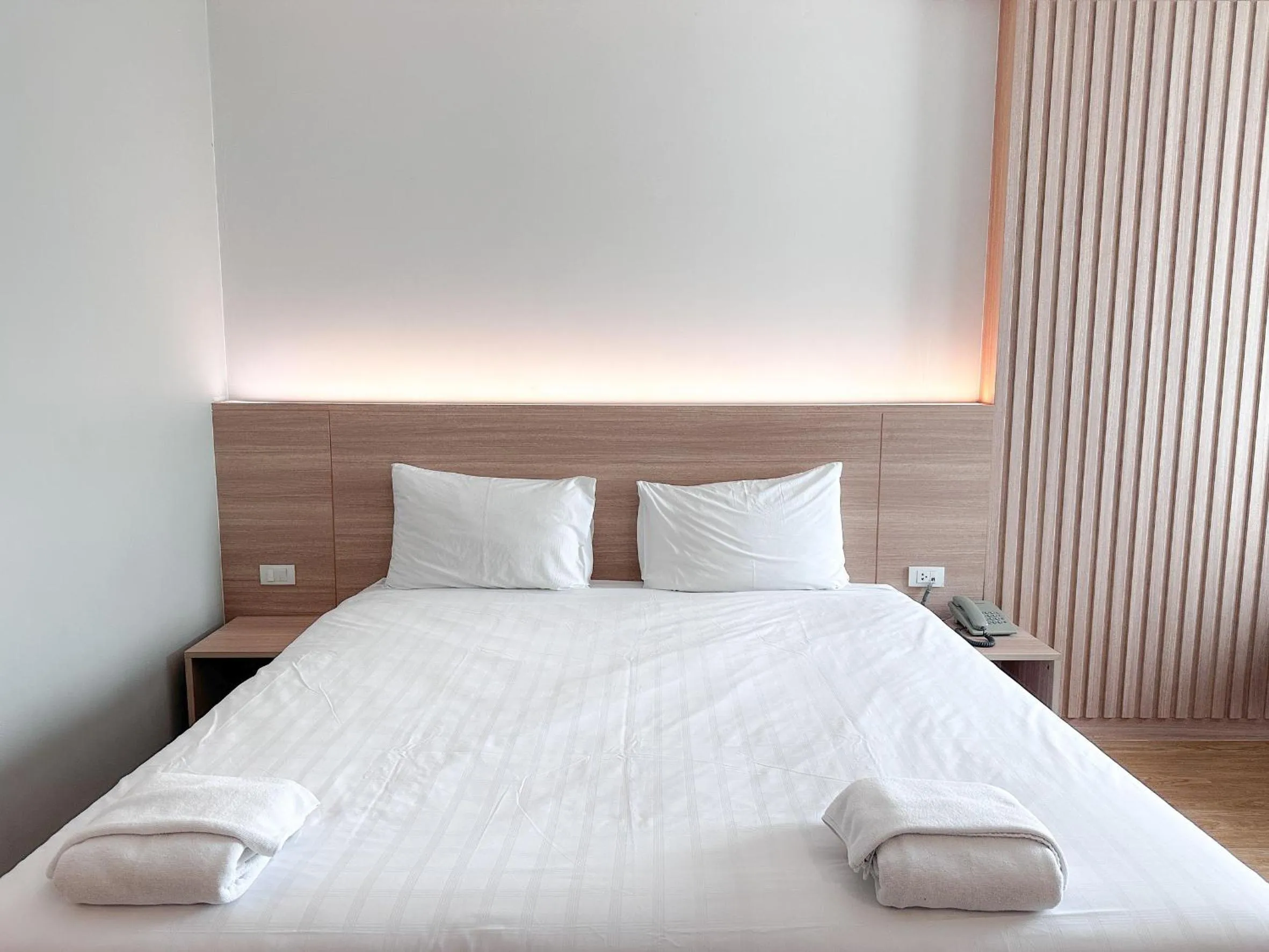 Bed in Crystal Suites Suvarnbhumi Airport