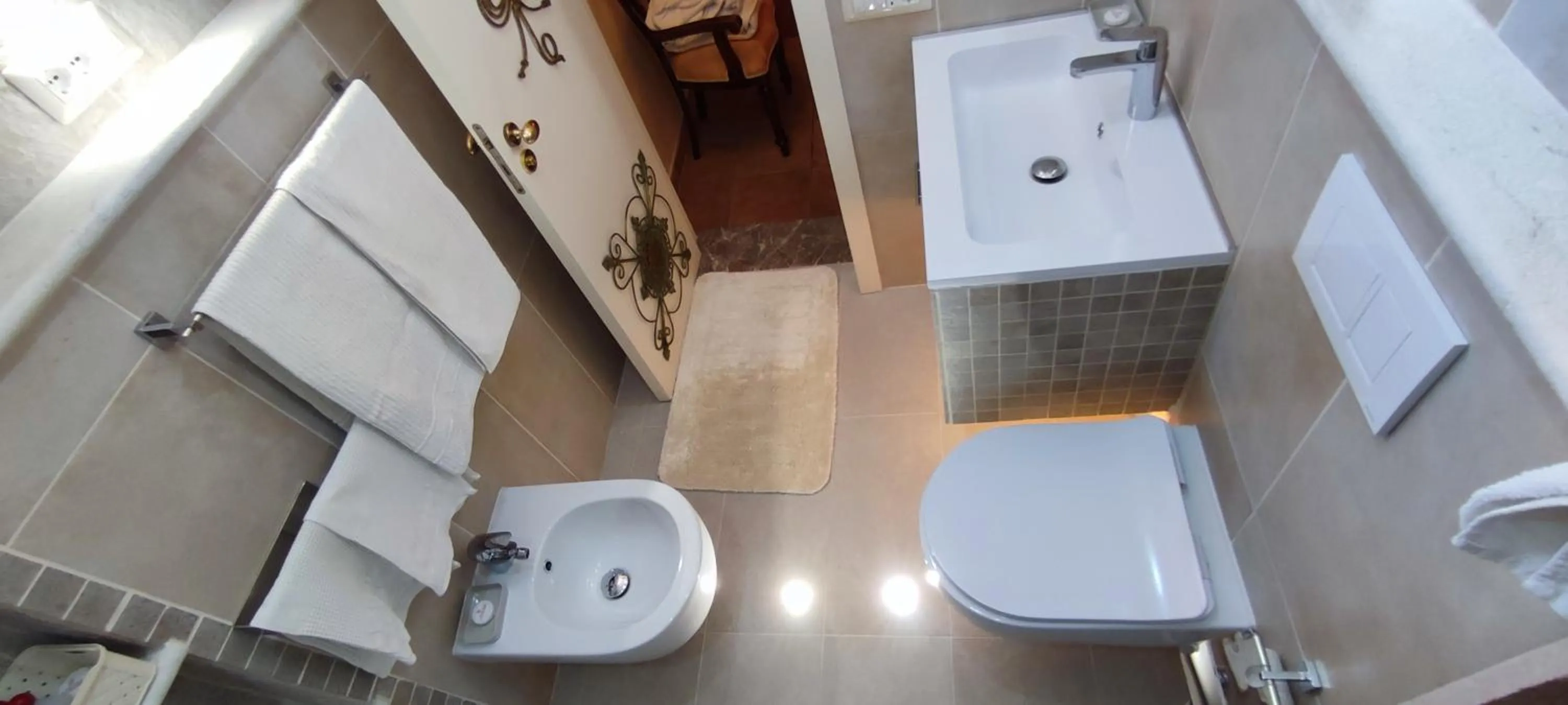 Shower in Villa Arianna B&B