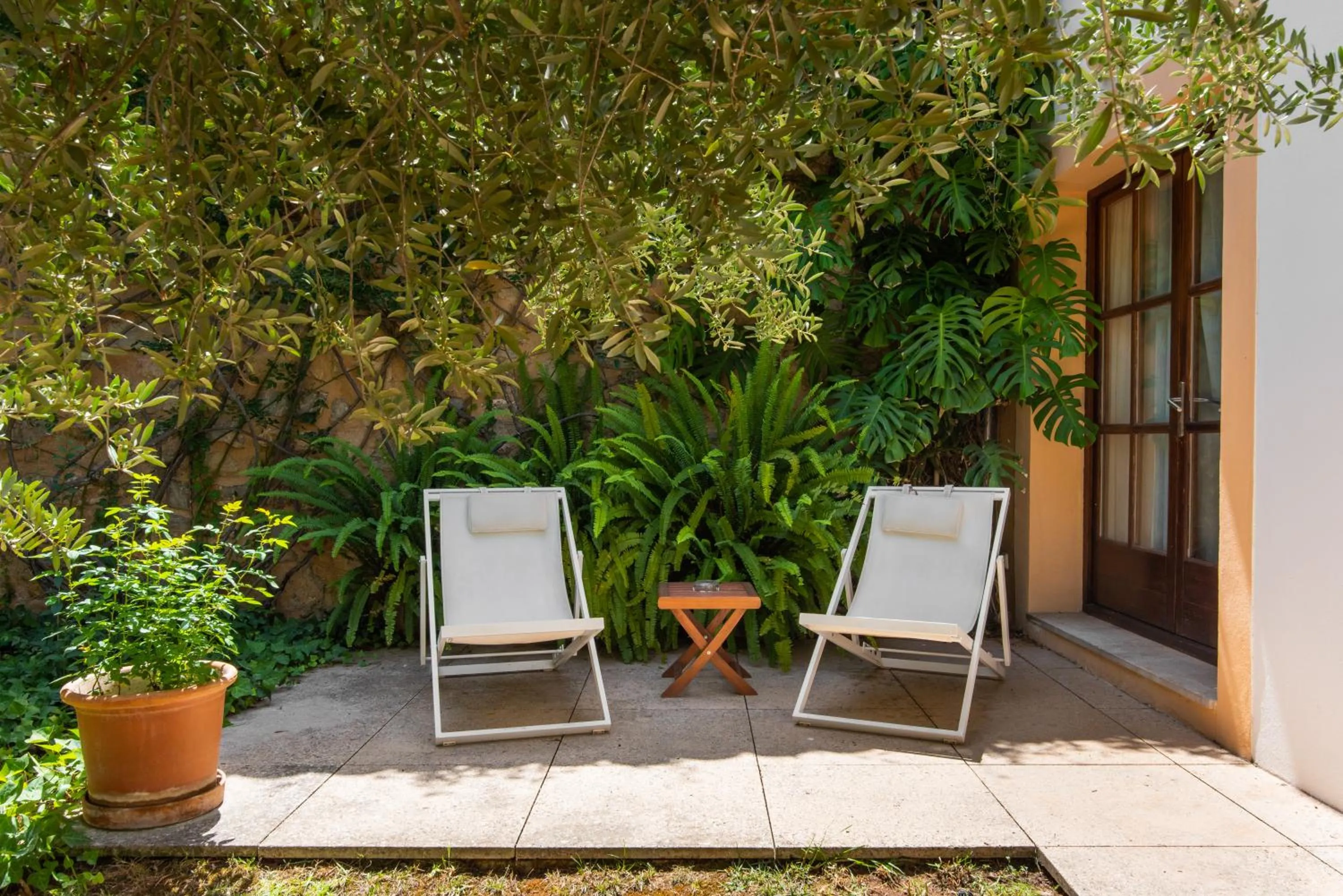 Property building in Hotel Can Moragues