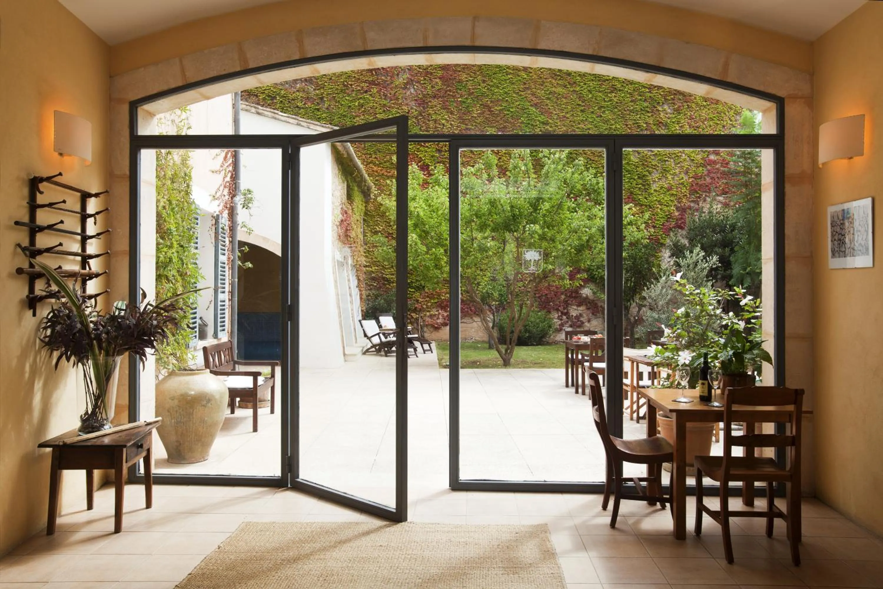 Lobby or reception in Hotel Can Moragues