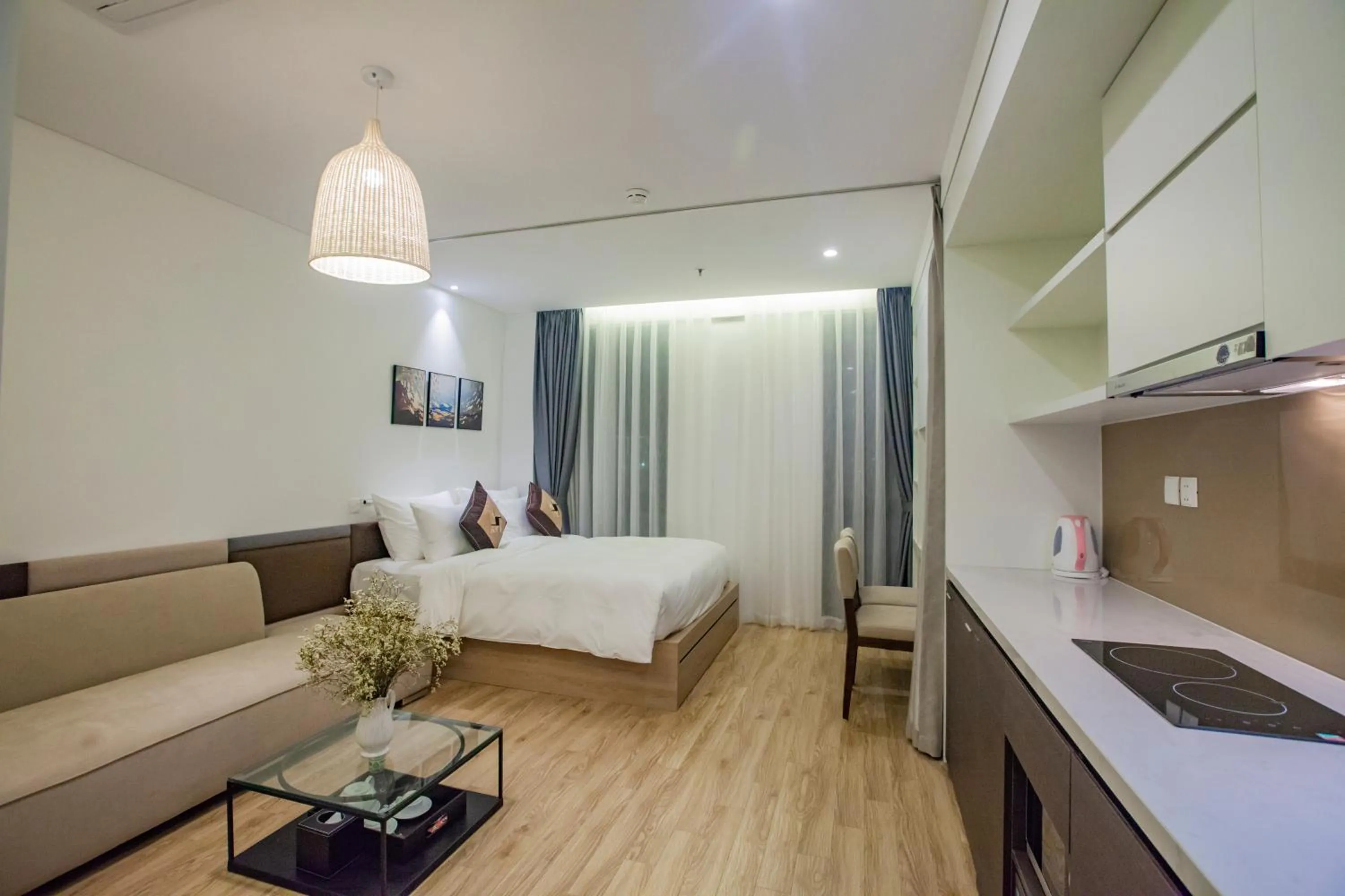 Photo of the whole room, Bed in Parosand Hanoi Hotel