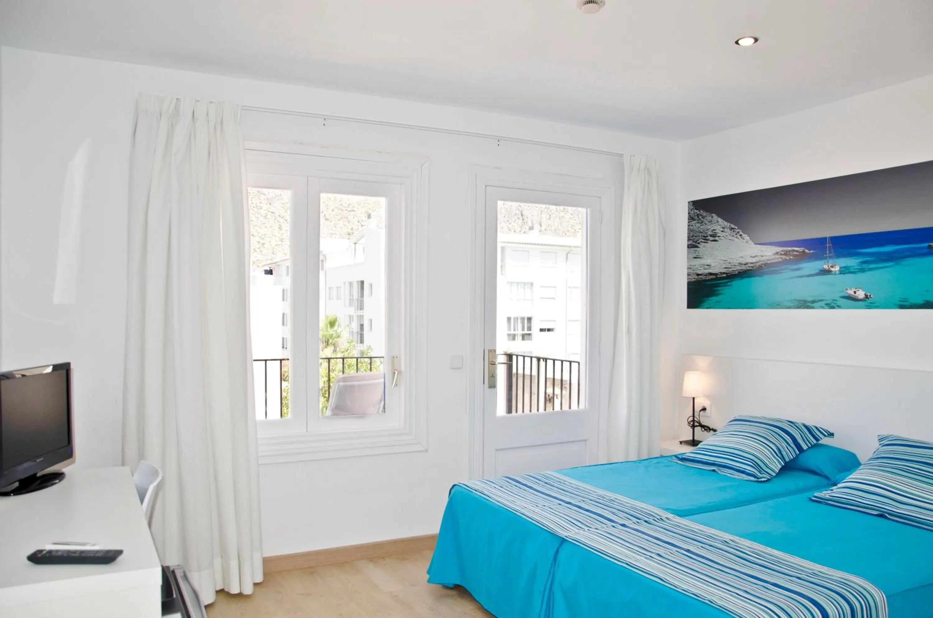 Photo of the whole room, Bed in Hotel Capri