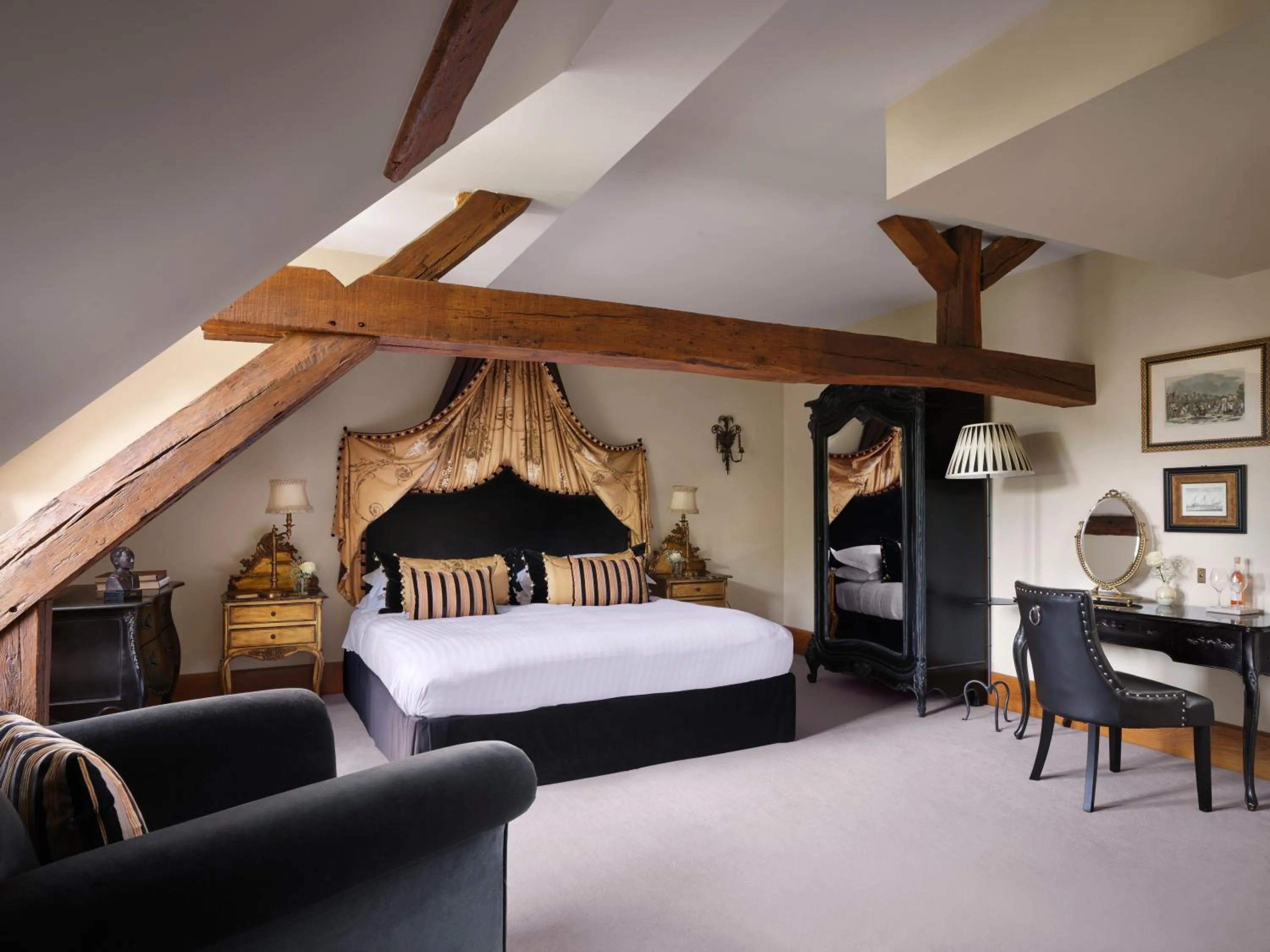 Bed in Abbaye de la Bussière