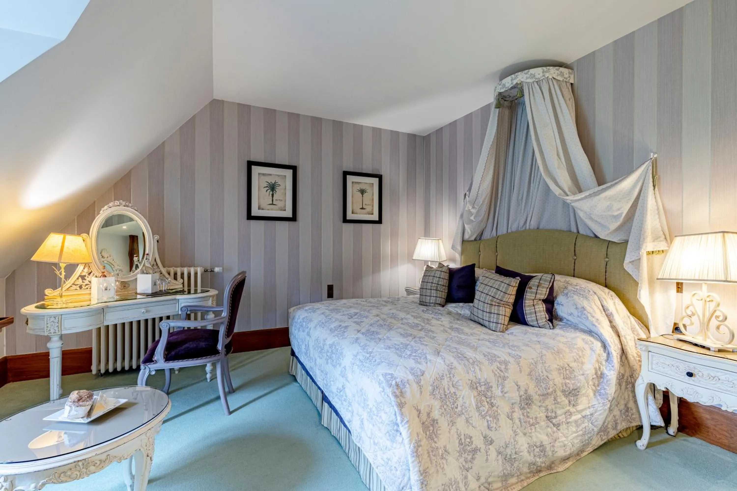 Bed in Abbaye de la Bussière