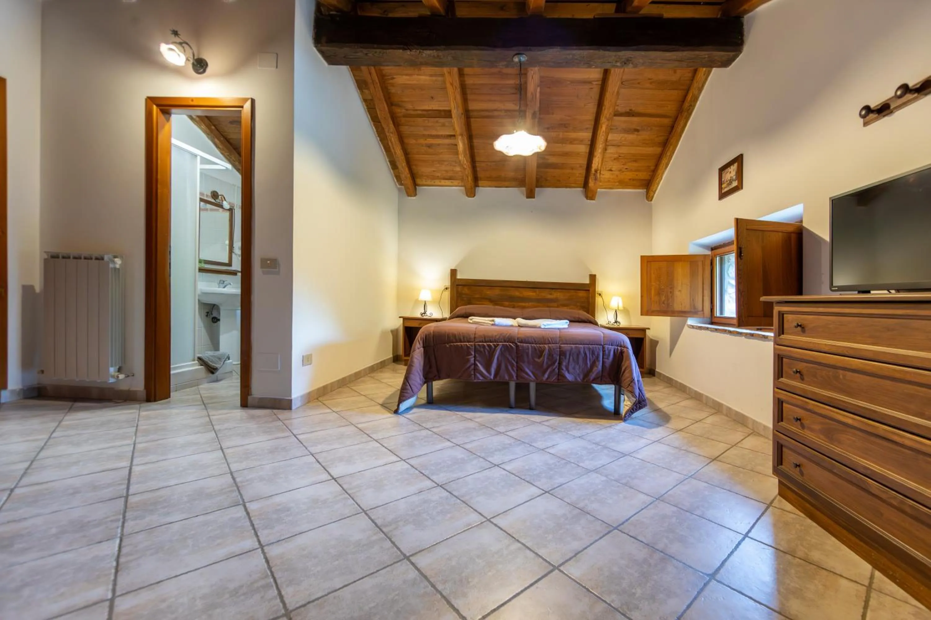 Bed in Agriturismo La Ferrera