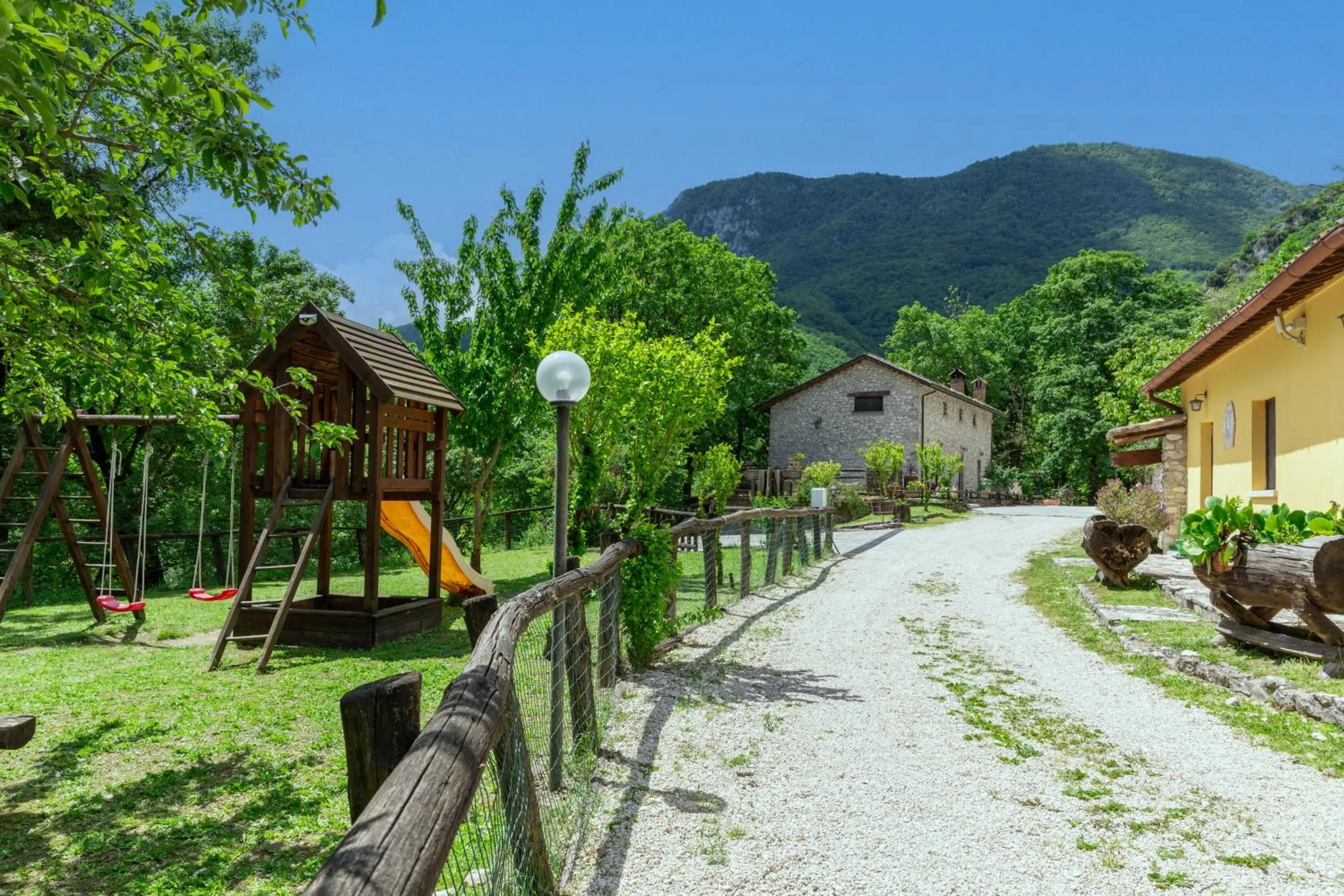 Agriturismo La Ferrera