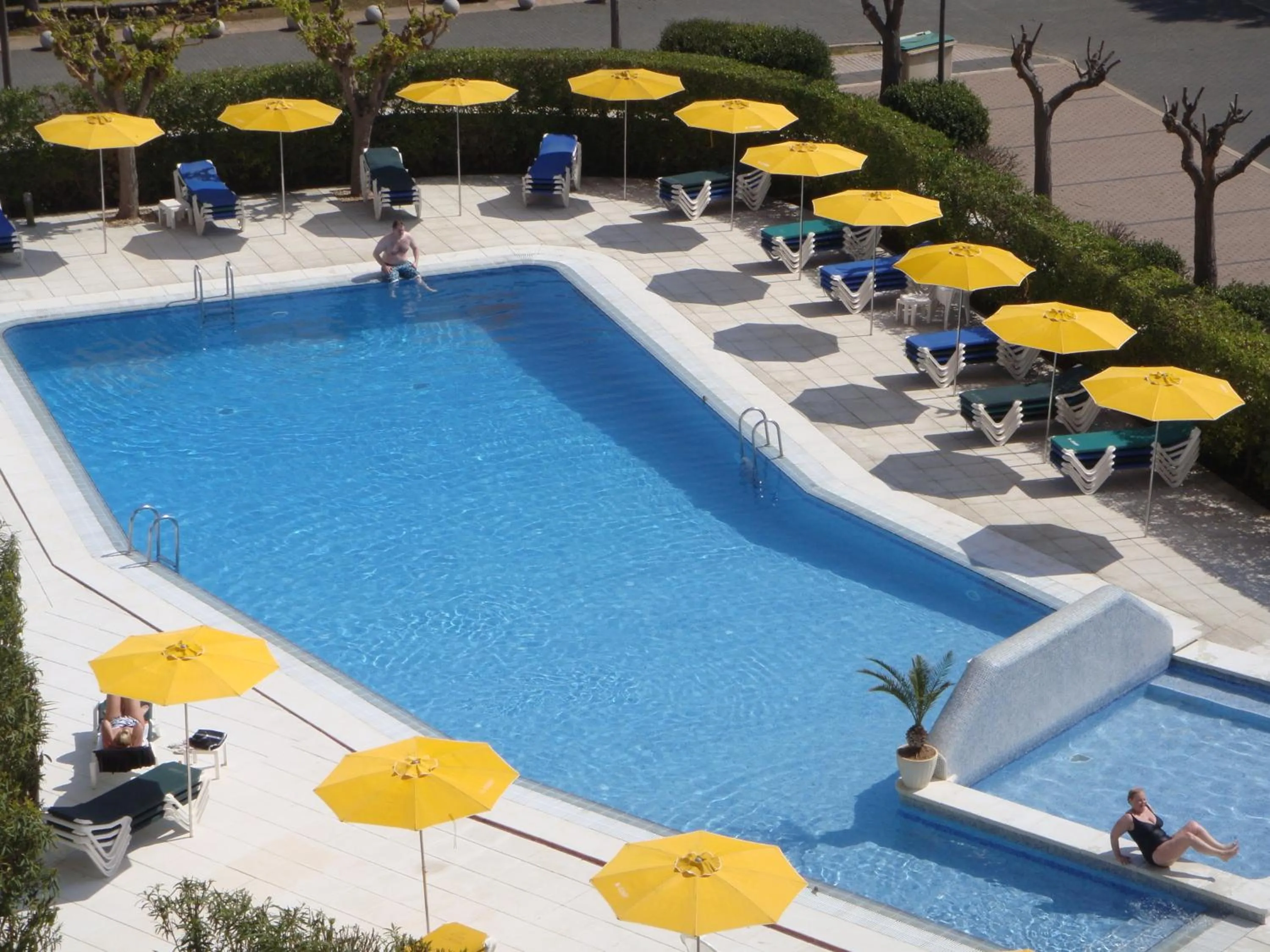 Bird's eye view in Hamilton Court