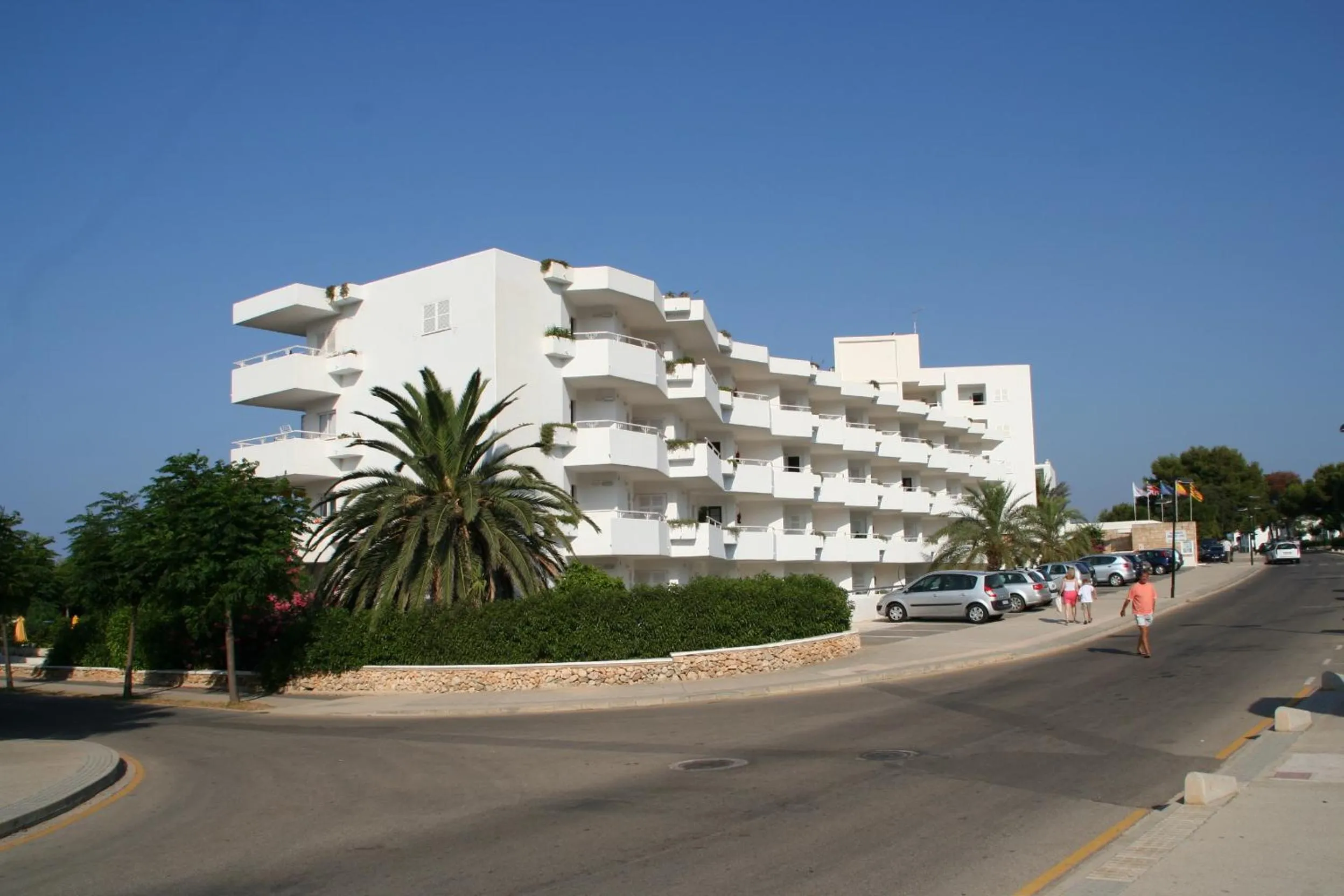 Property building in Hamilton Court