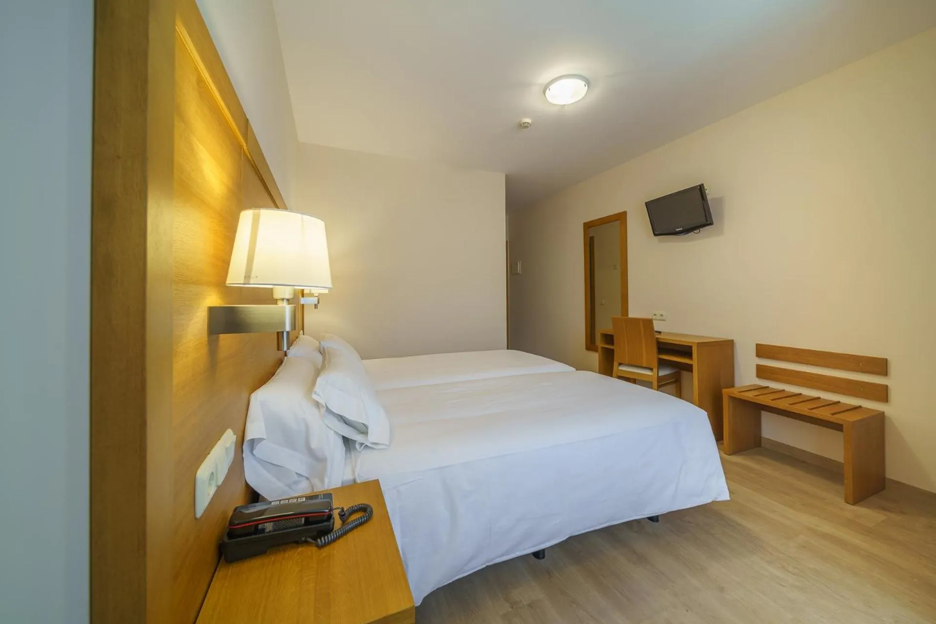 Photo of the whole room, Bed in Hotel El Puente