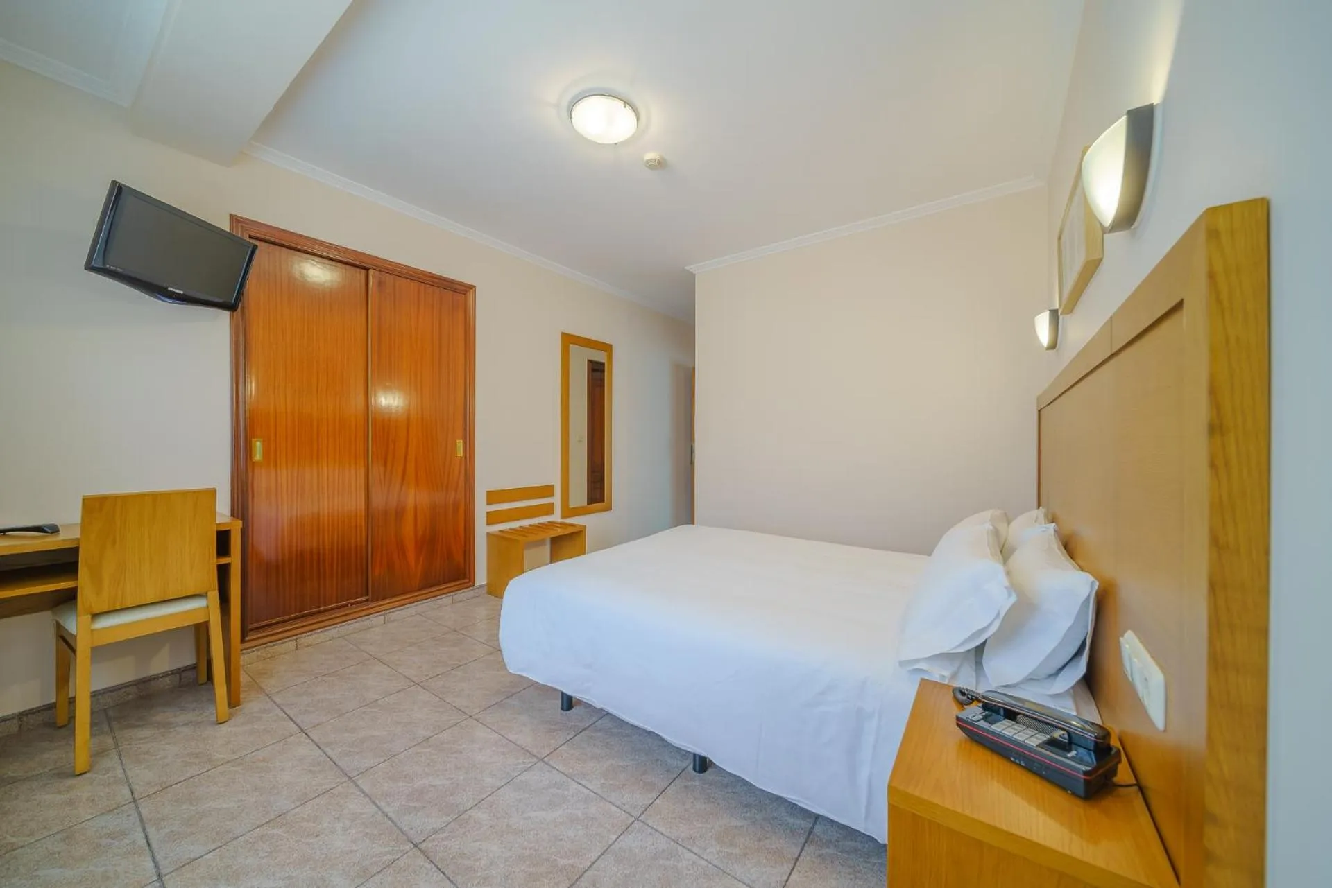 Photo of the whole room, Bed in Hotel El Puente