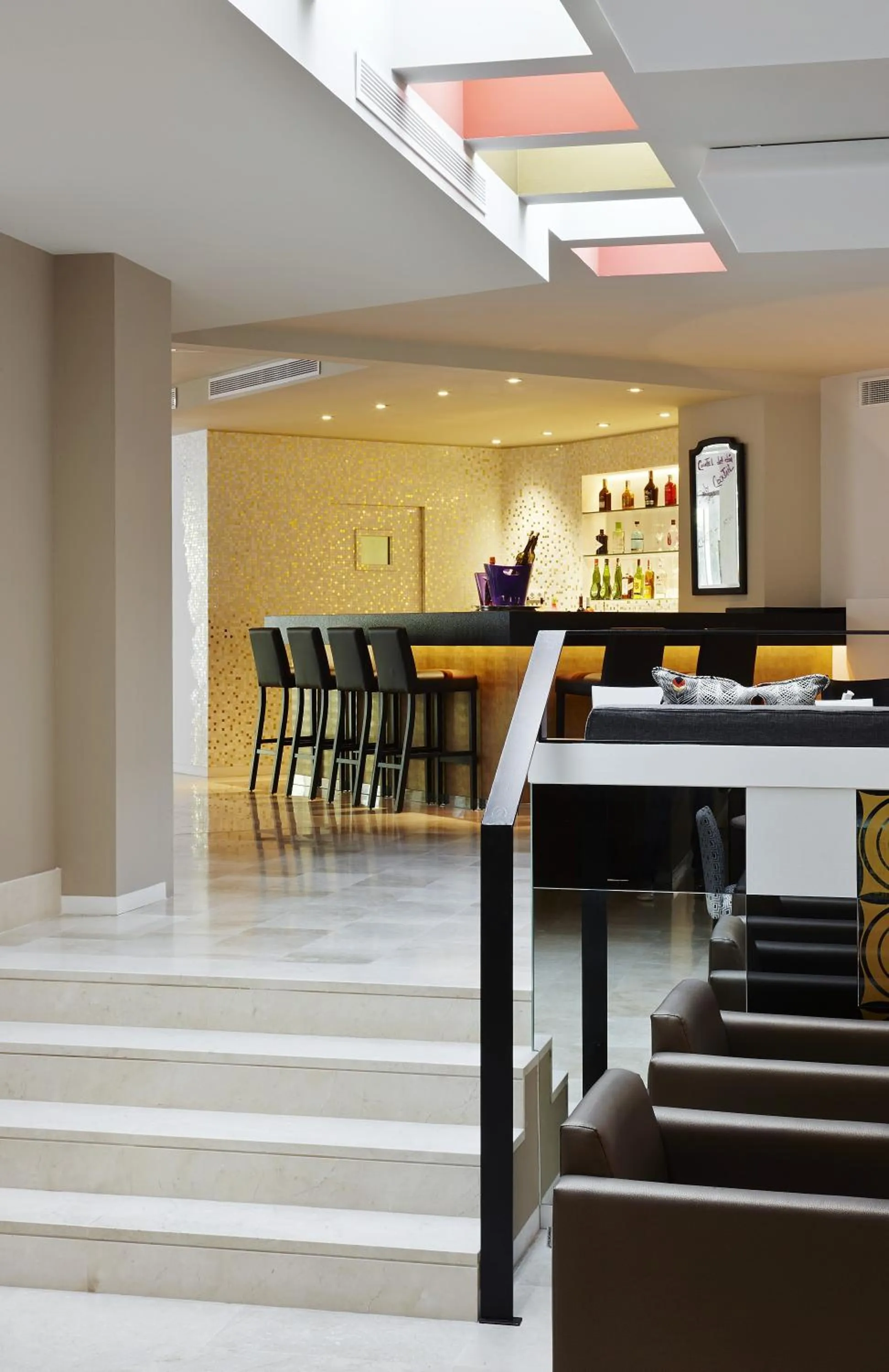 Restaurant/places to eat in Hotel Palladium