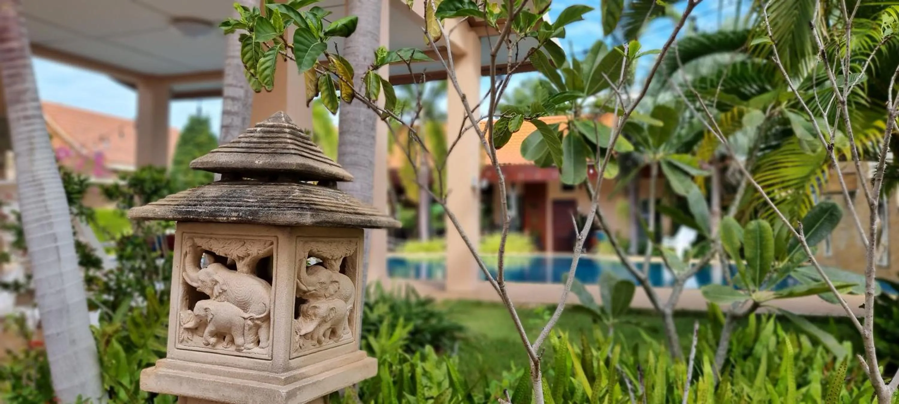 Landmark view in Chang Noi Hua Hin Pranburi fully accessible barrierefrei resort