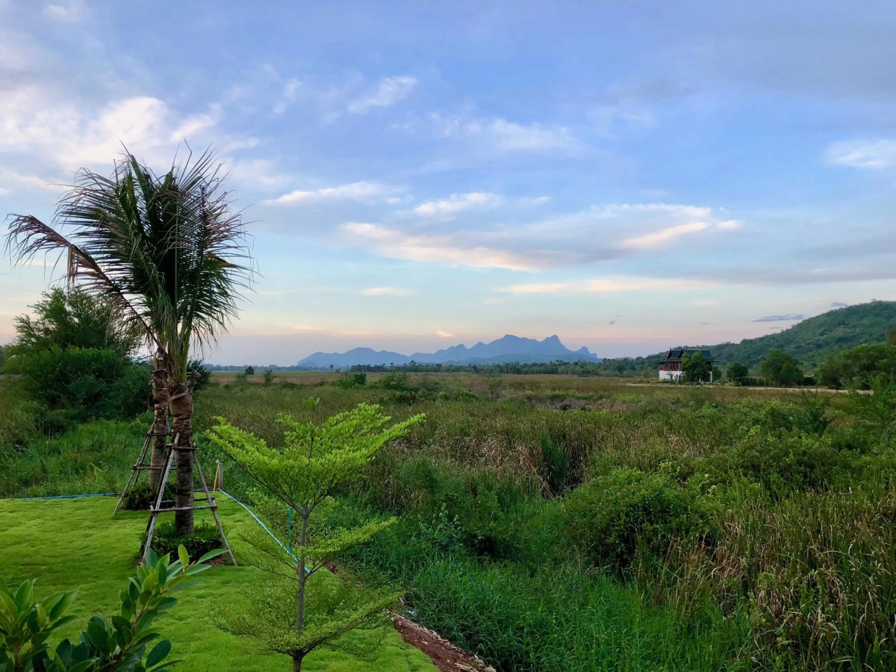 Natural landscape in Chang Noi Hua Hin Pranburi fully accessible barrierefrei resort