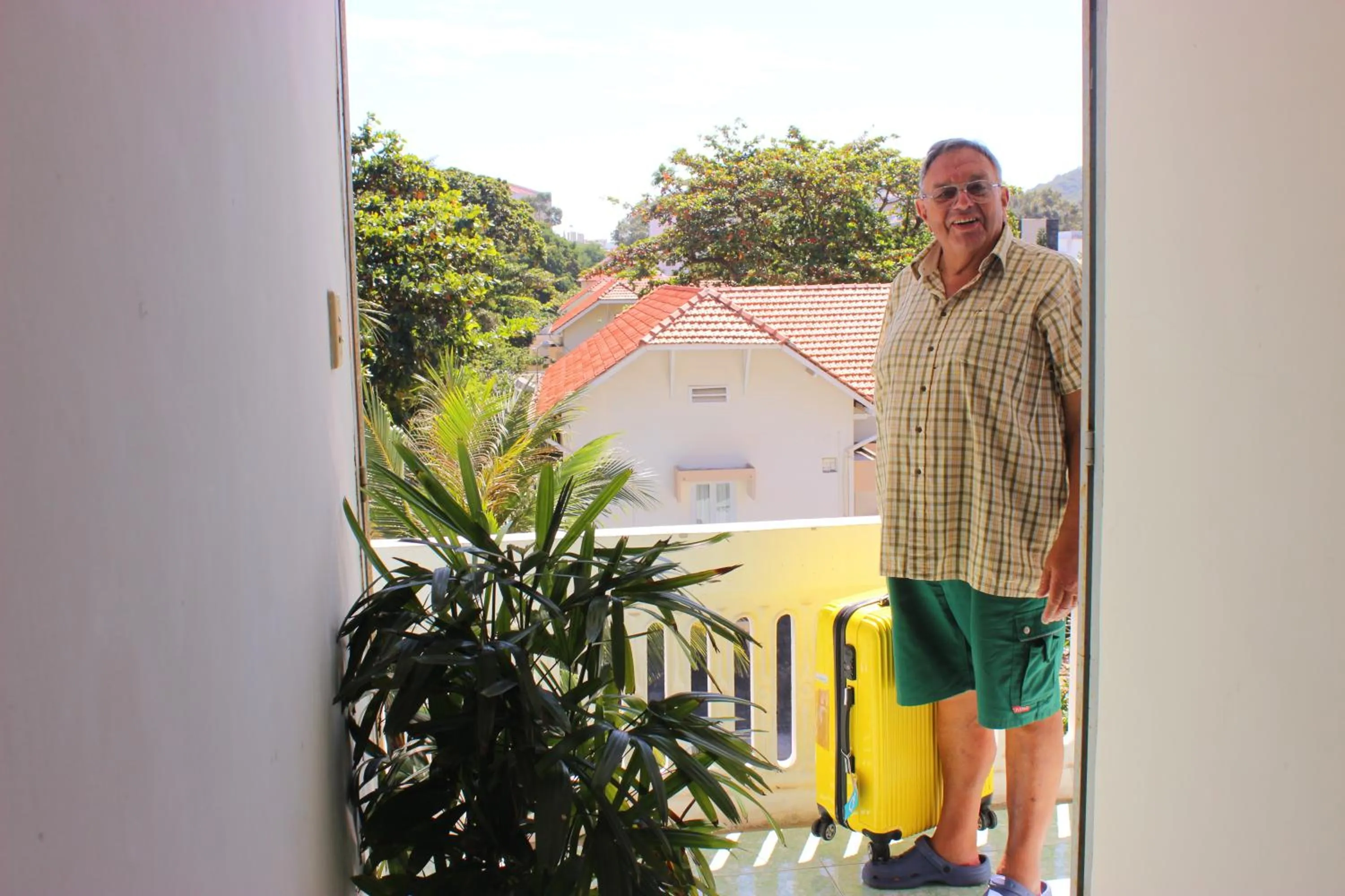 Guests in Hoang Yen Hotel