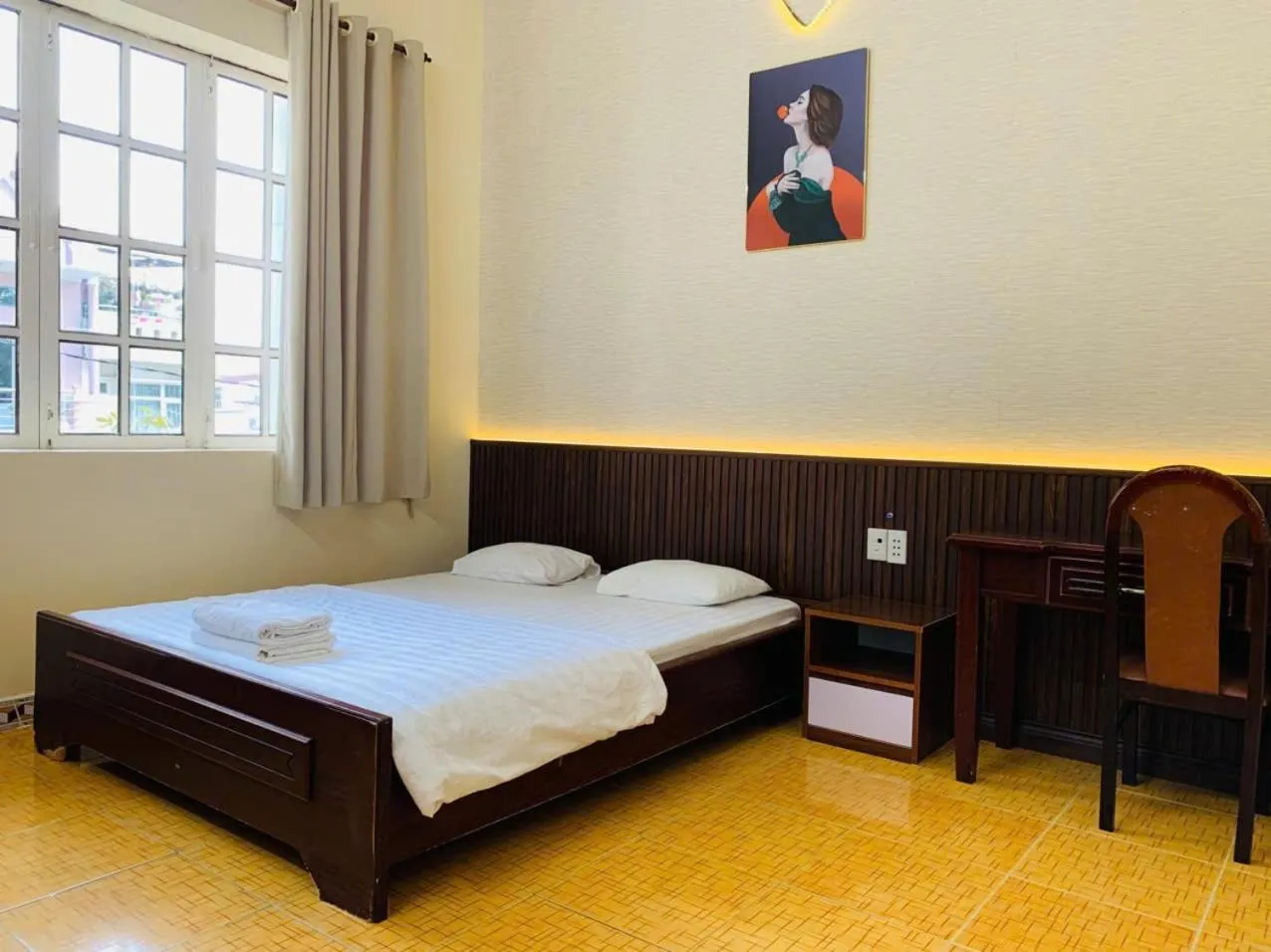 Bedroom, Bed in Hoang Yen Hotel