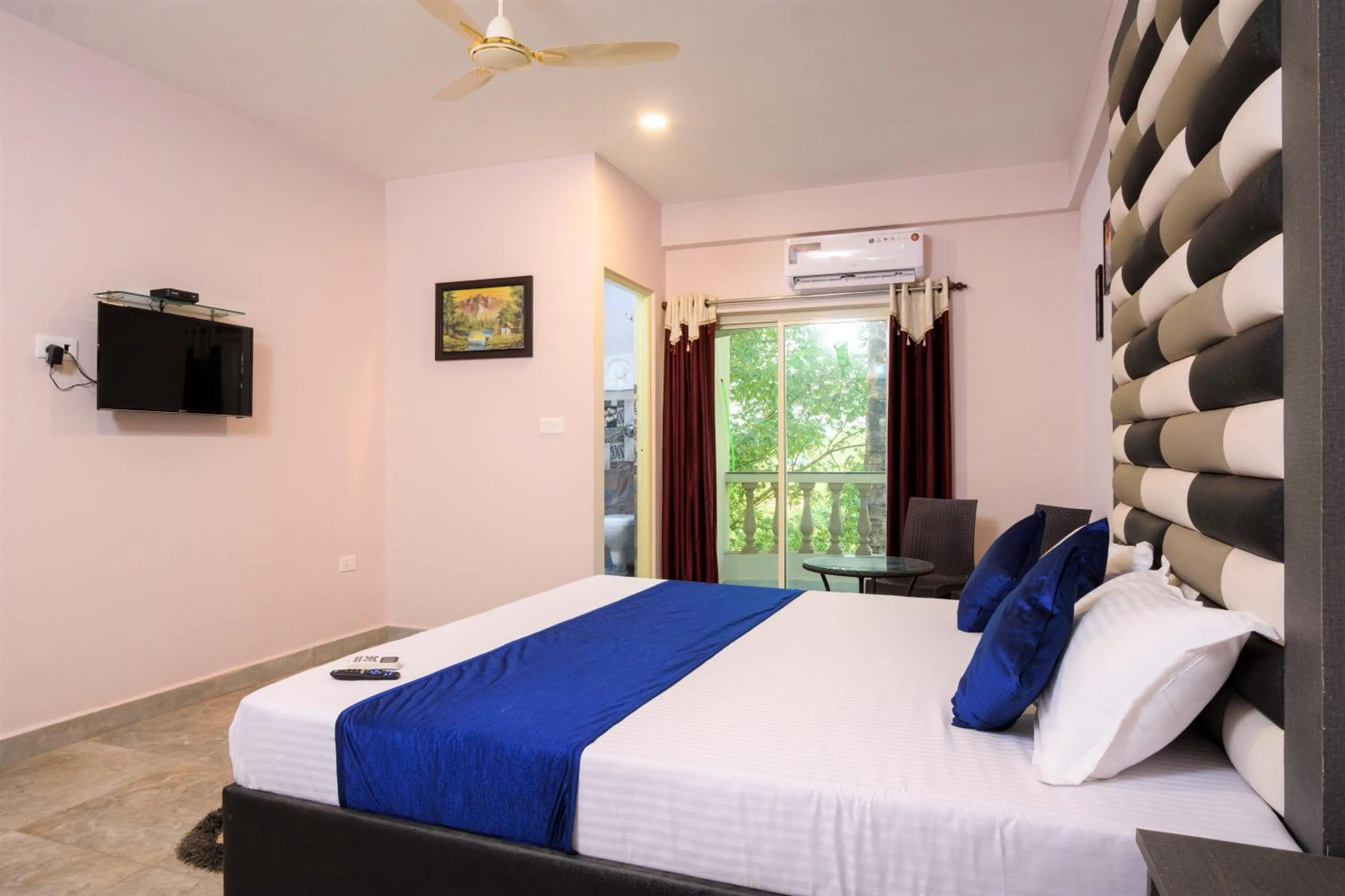 Bedroom, Bed in Casa Da Village Calangute Goa
