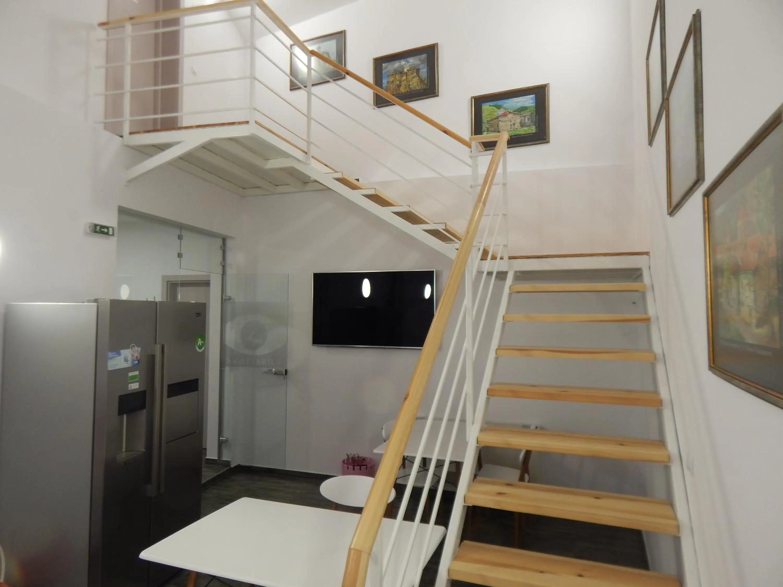 Communal lounge/ TV room in Red House