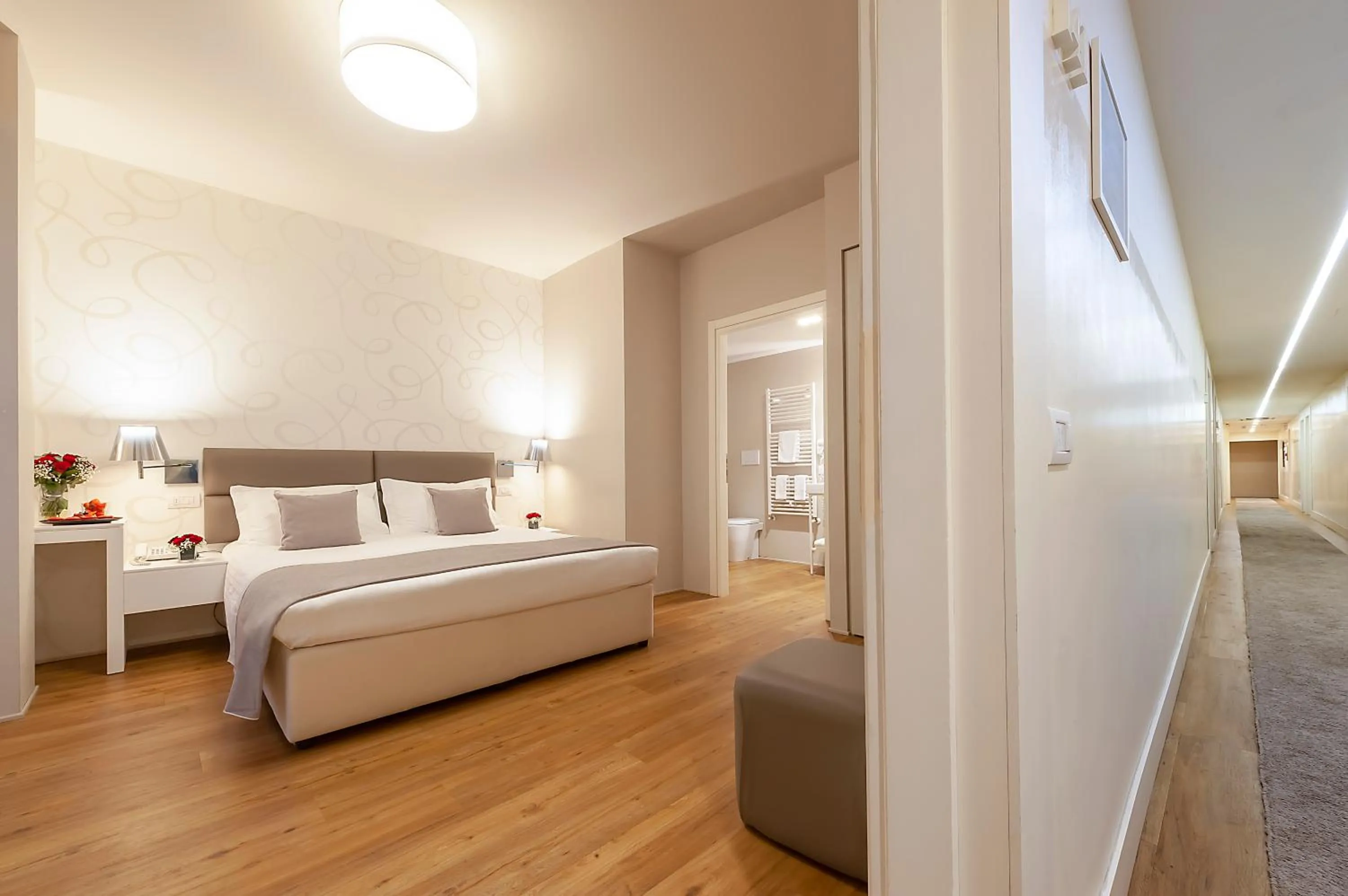 Decorative detail, Bed in Hotel Monte Meraviglia