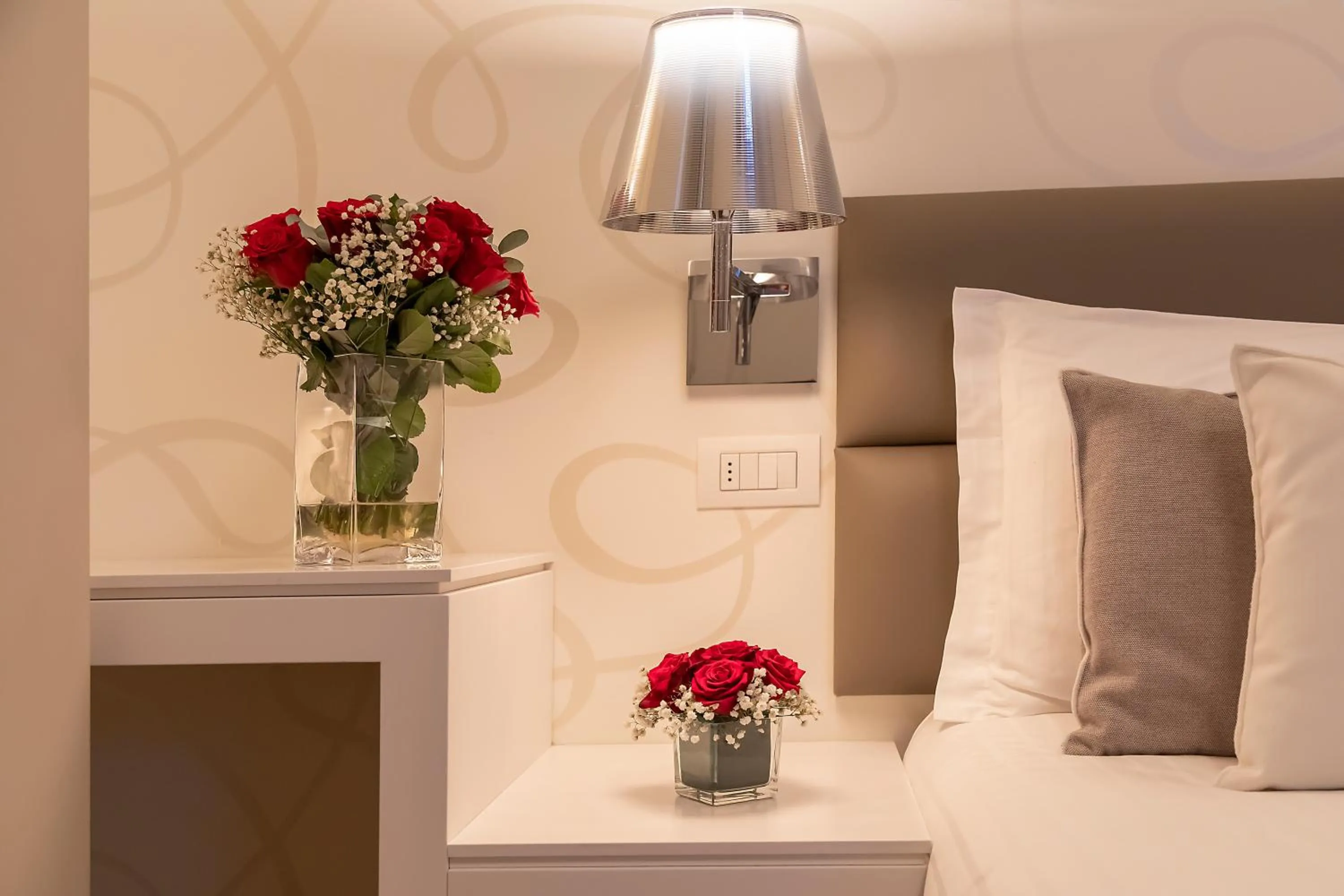 Decorative detail, Bed in Hotel Monte Meraviglia