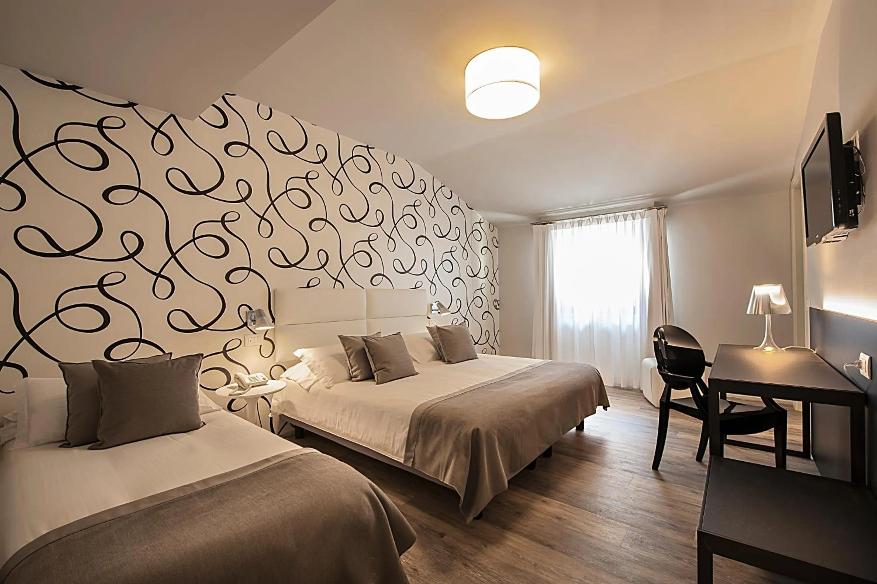 Photo of the whole room, Bed in Hotel Monte Meraviglia