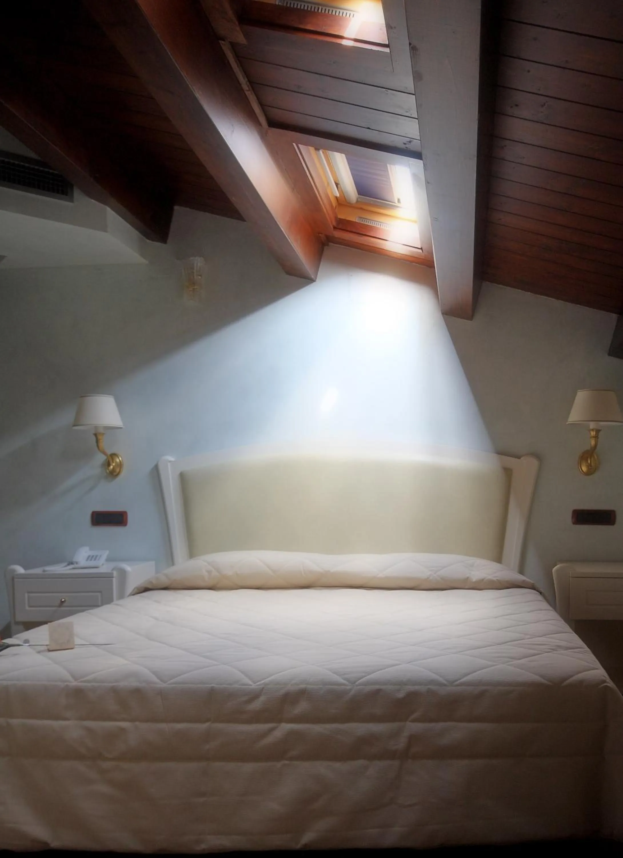 Bedroom, Bed in Hotel Rojan