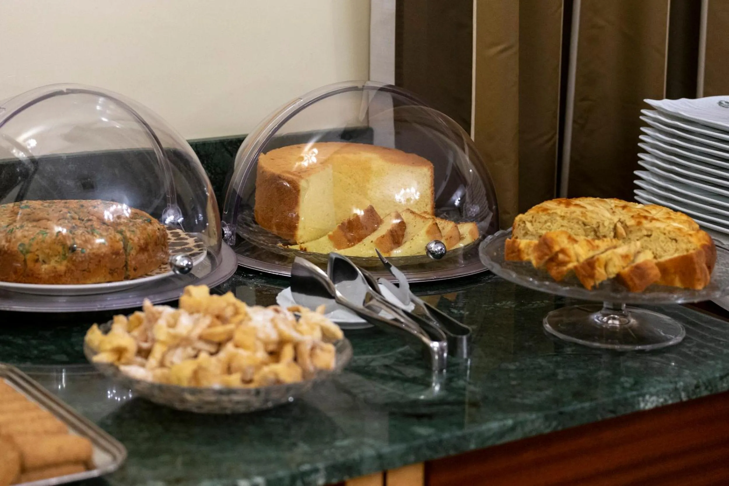 Breakfast in Hotel Rojan