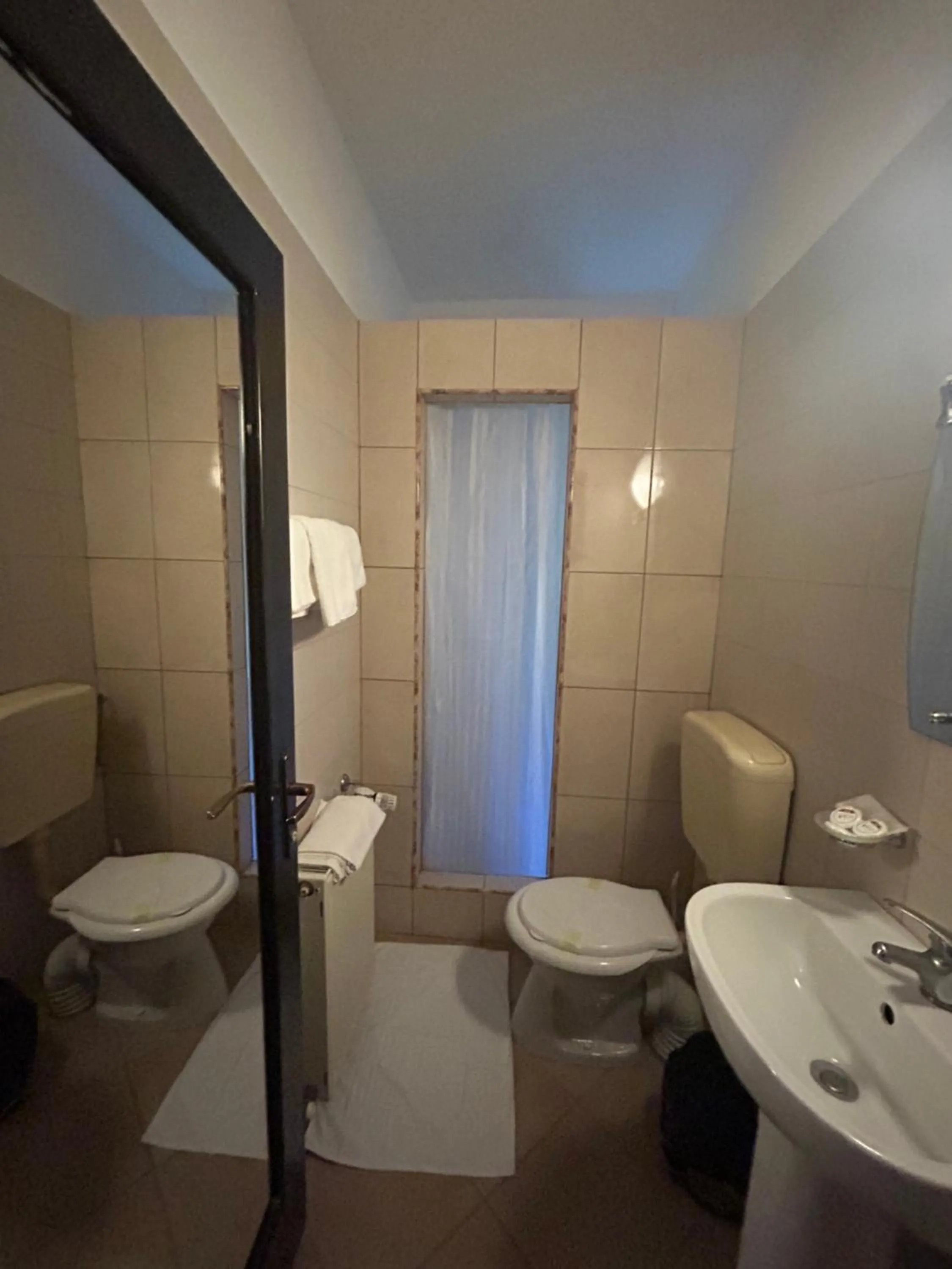 Toilet in Hotel Stavilar