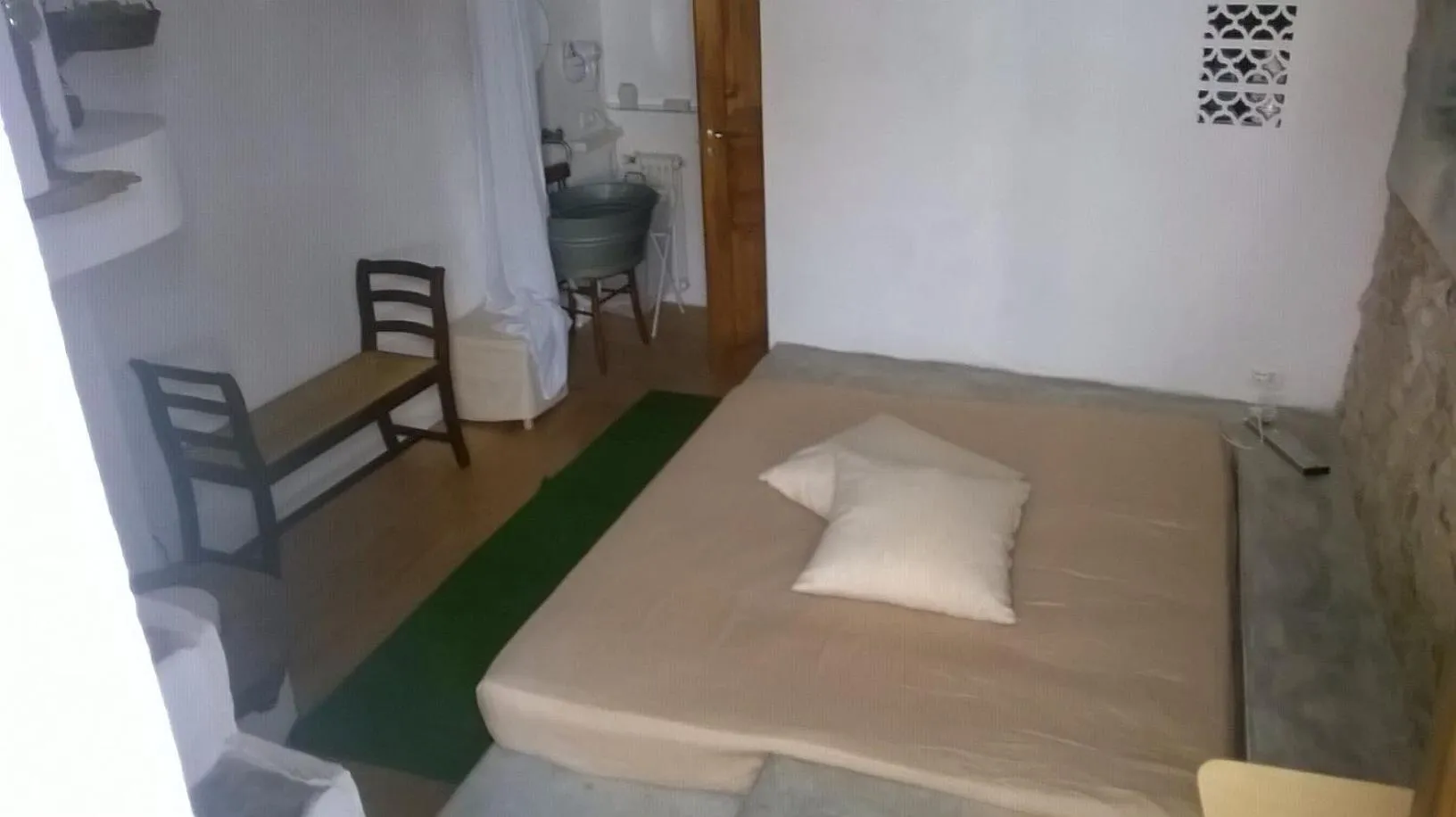 Living room, Bed in WUNDERGARTEN Dimora dei Frati