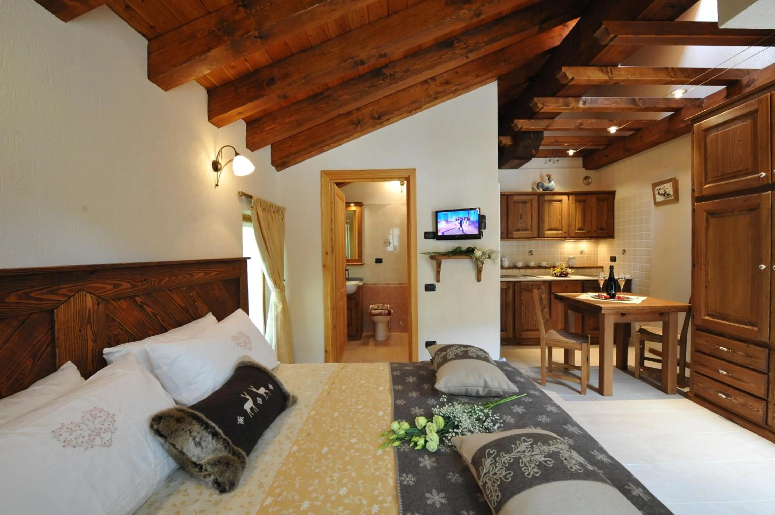 Day, Bed in Gresil Residence