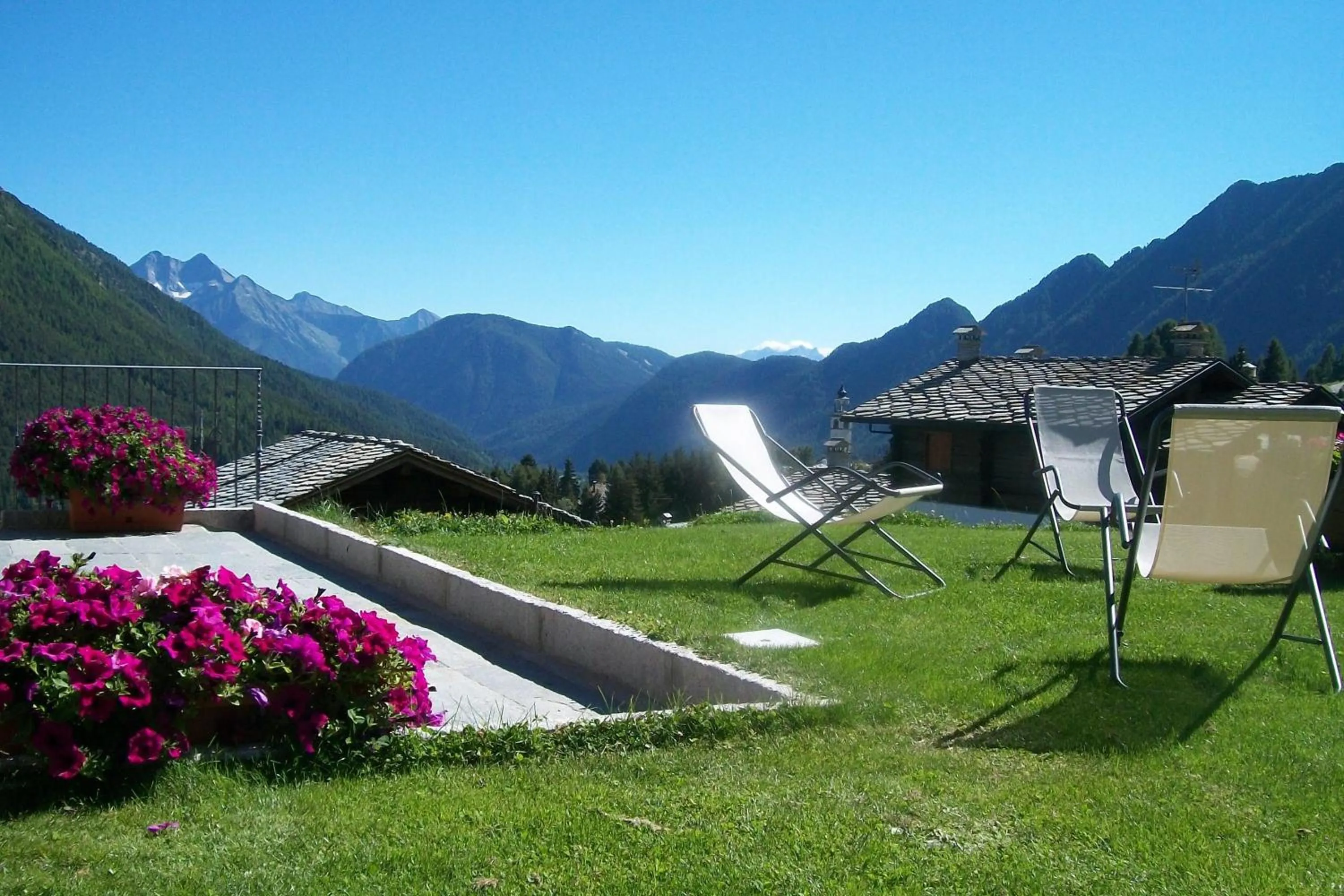 Garden in Gresil Residence