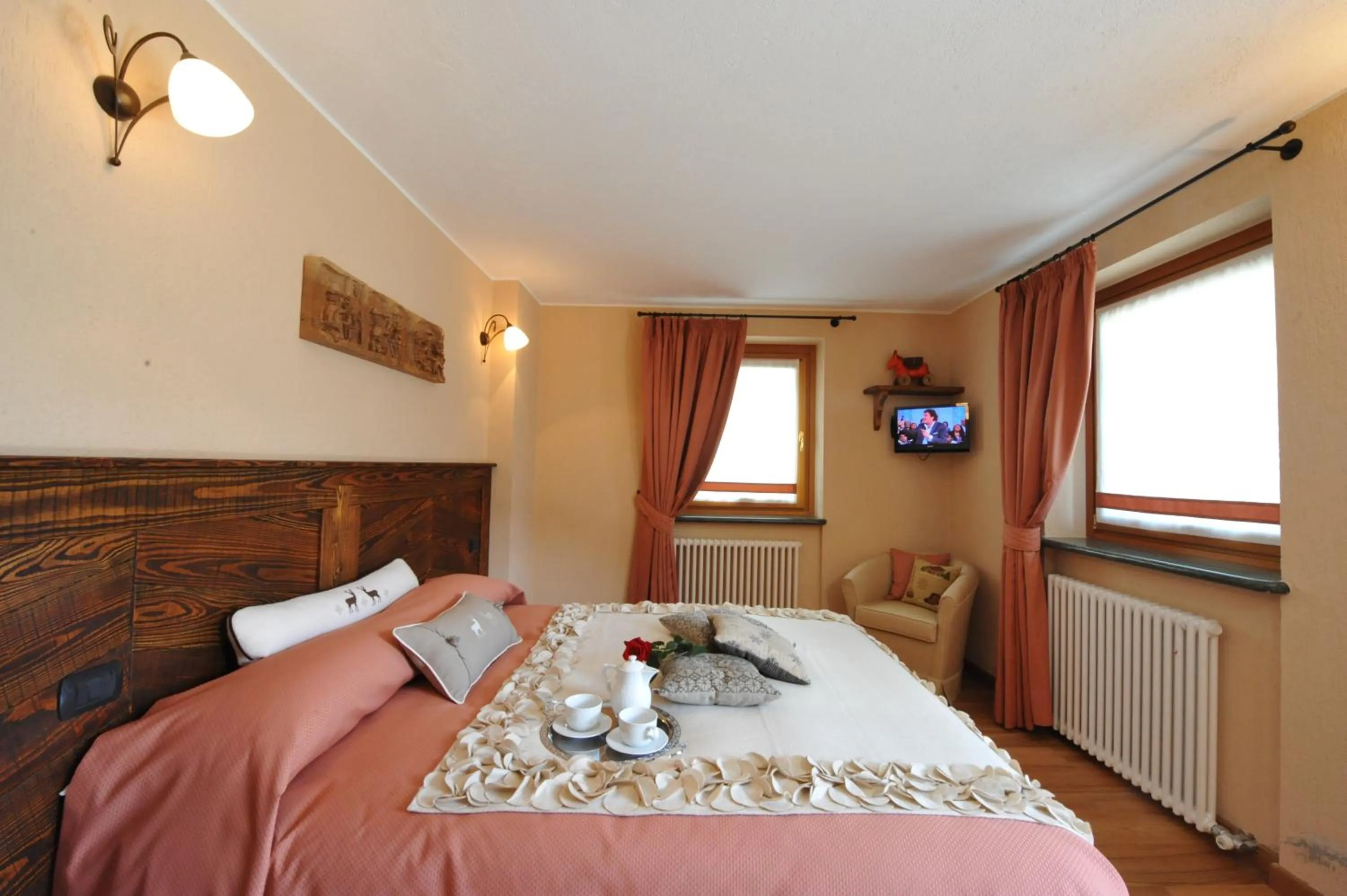 Day, Bed in Gresil Residence