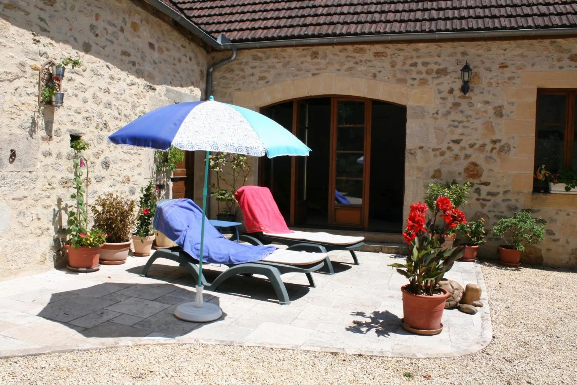 Property building in Hillside Park Dordogne