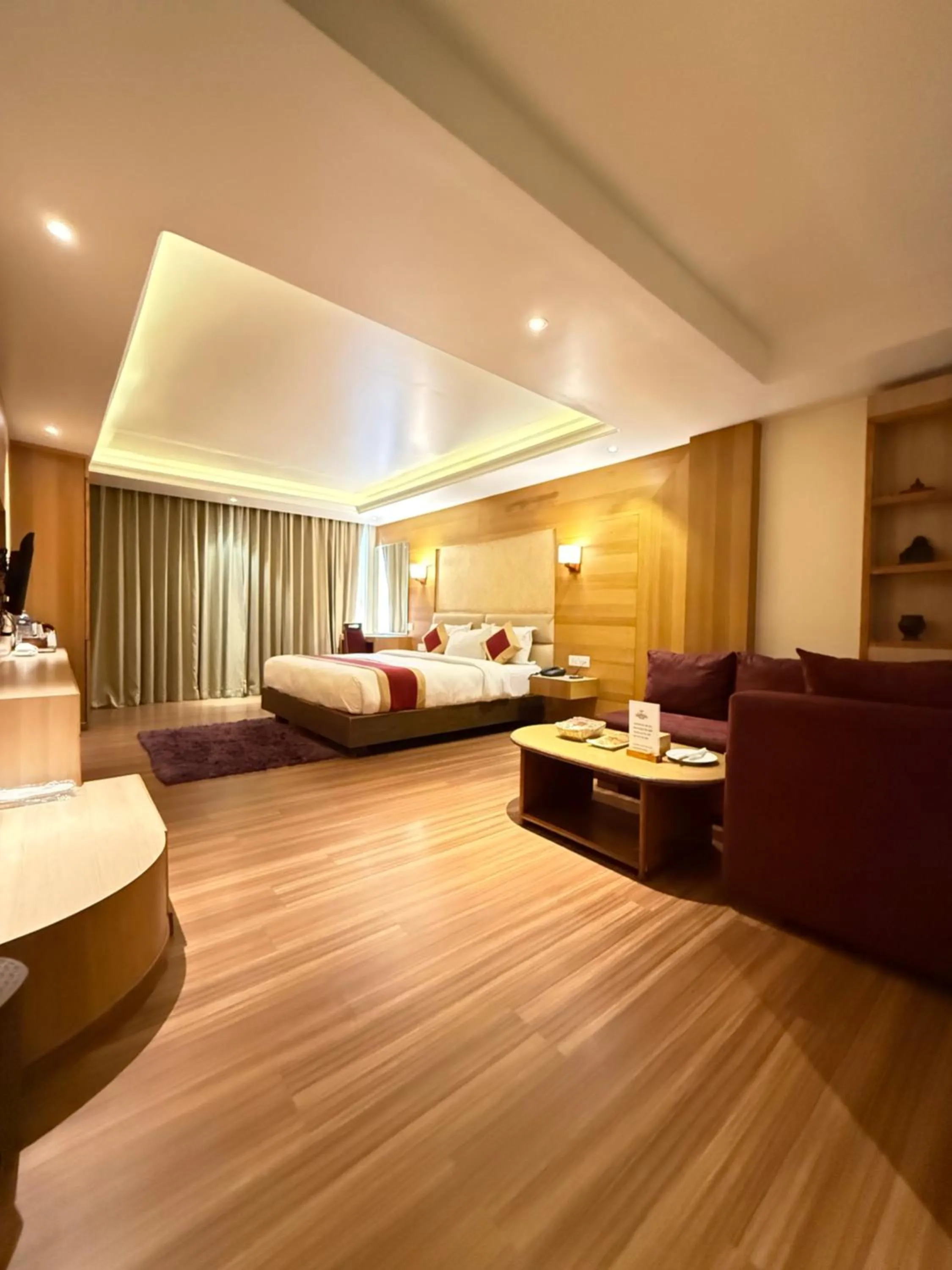 Bathroom, Bed in Hotel Middle Path & Spa