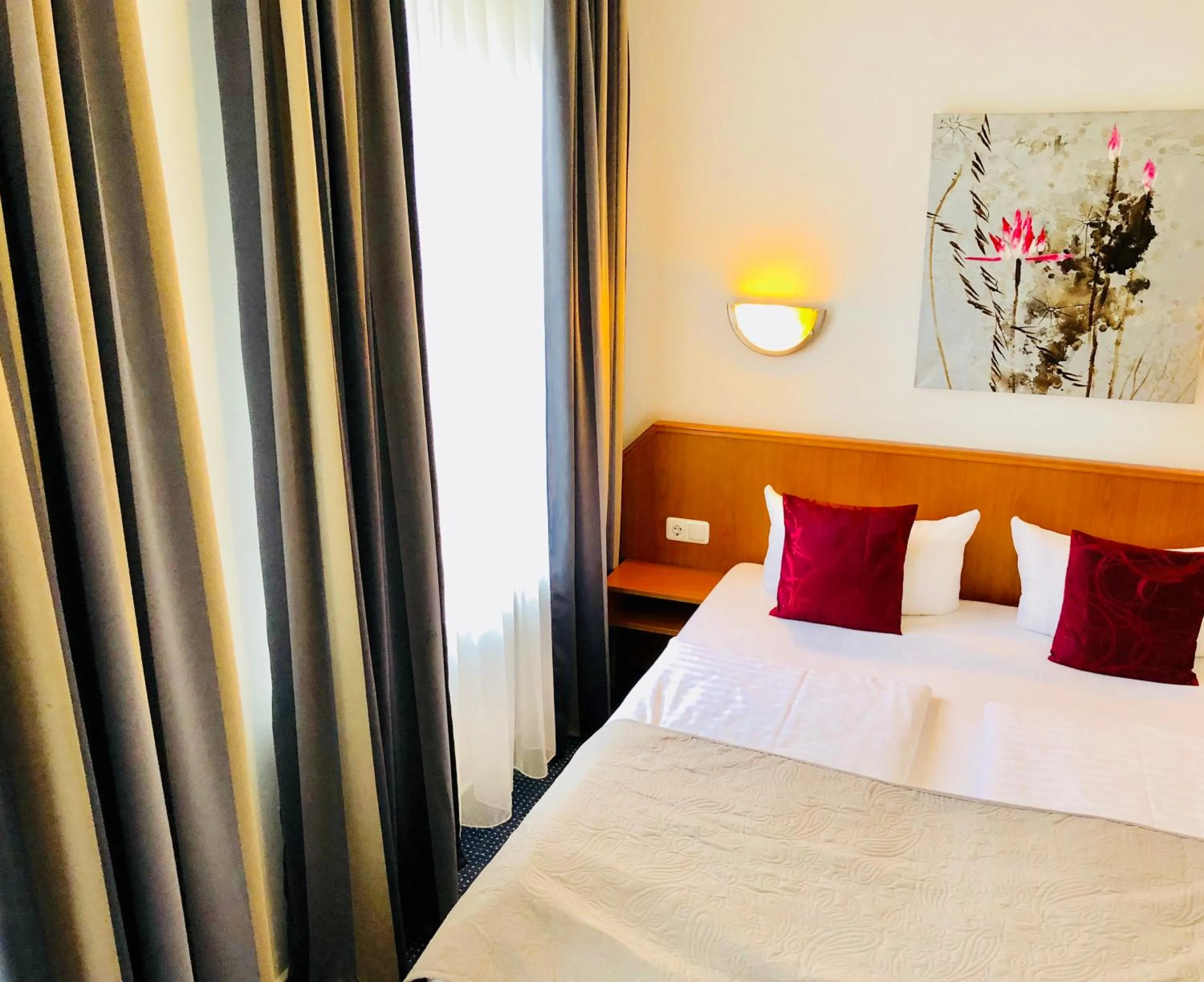 Bedroom, Bed in Hotel Condor