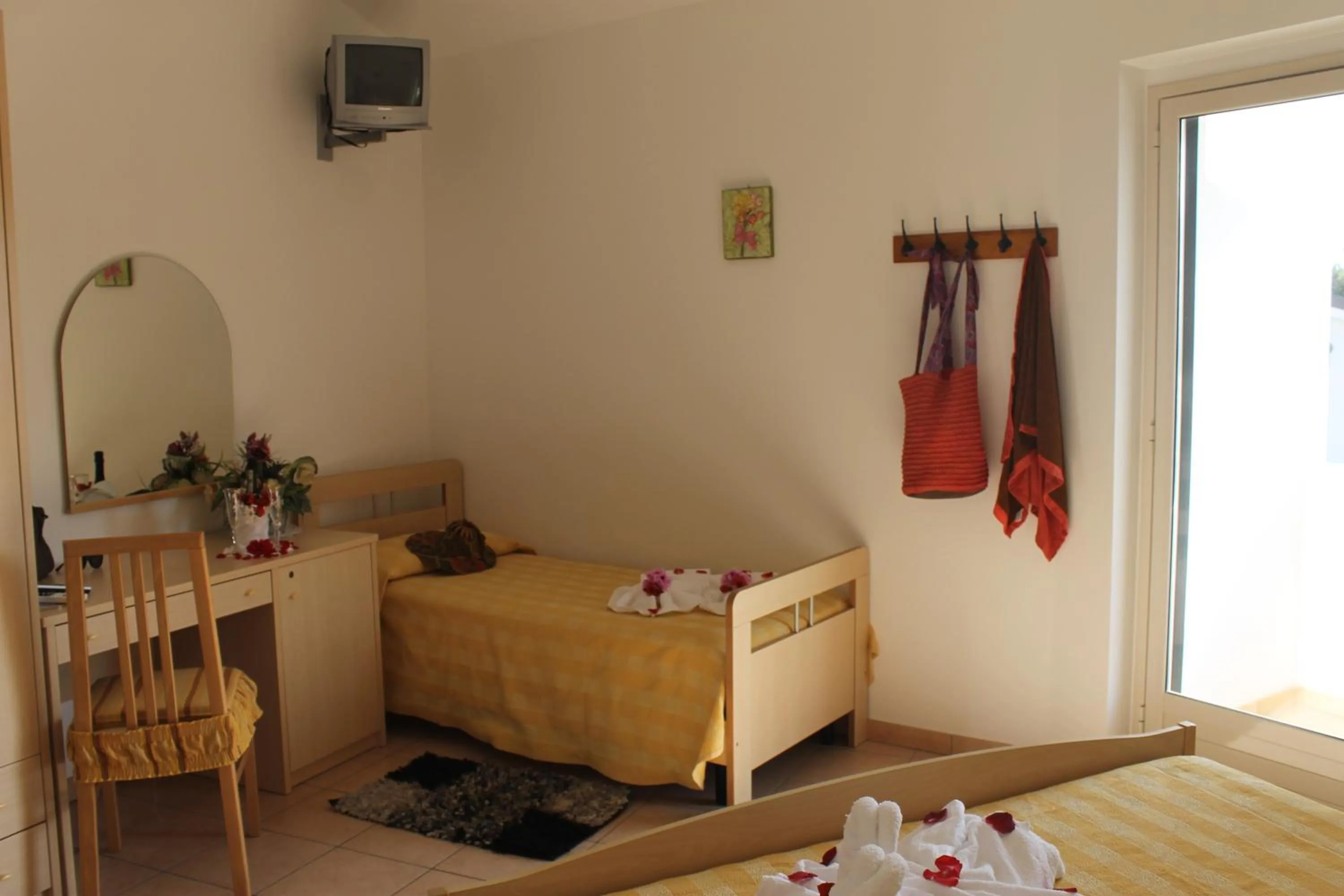 Photo of the whole room in Hotel L'Ancora