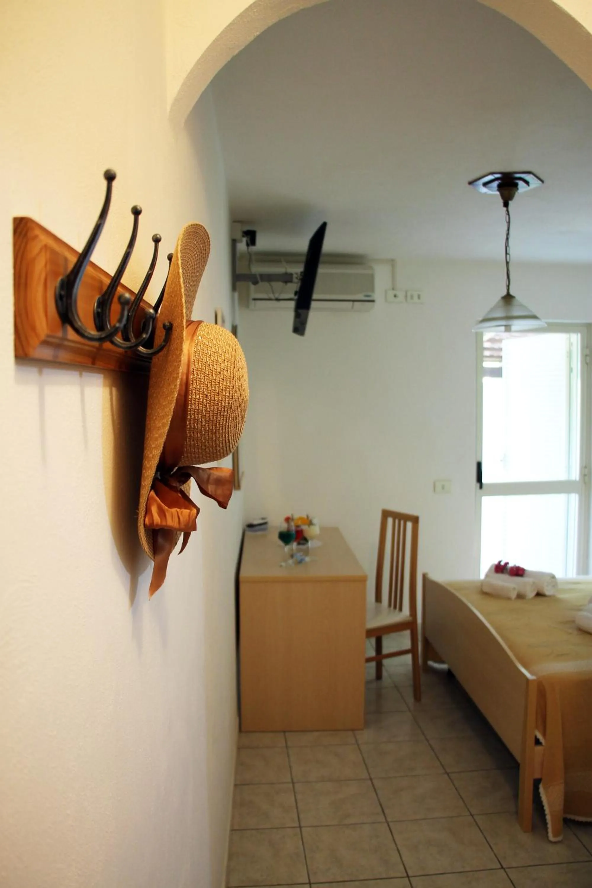 Bedroom in Hotel L'Ancora