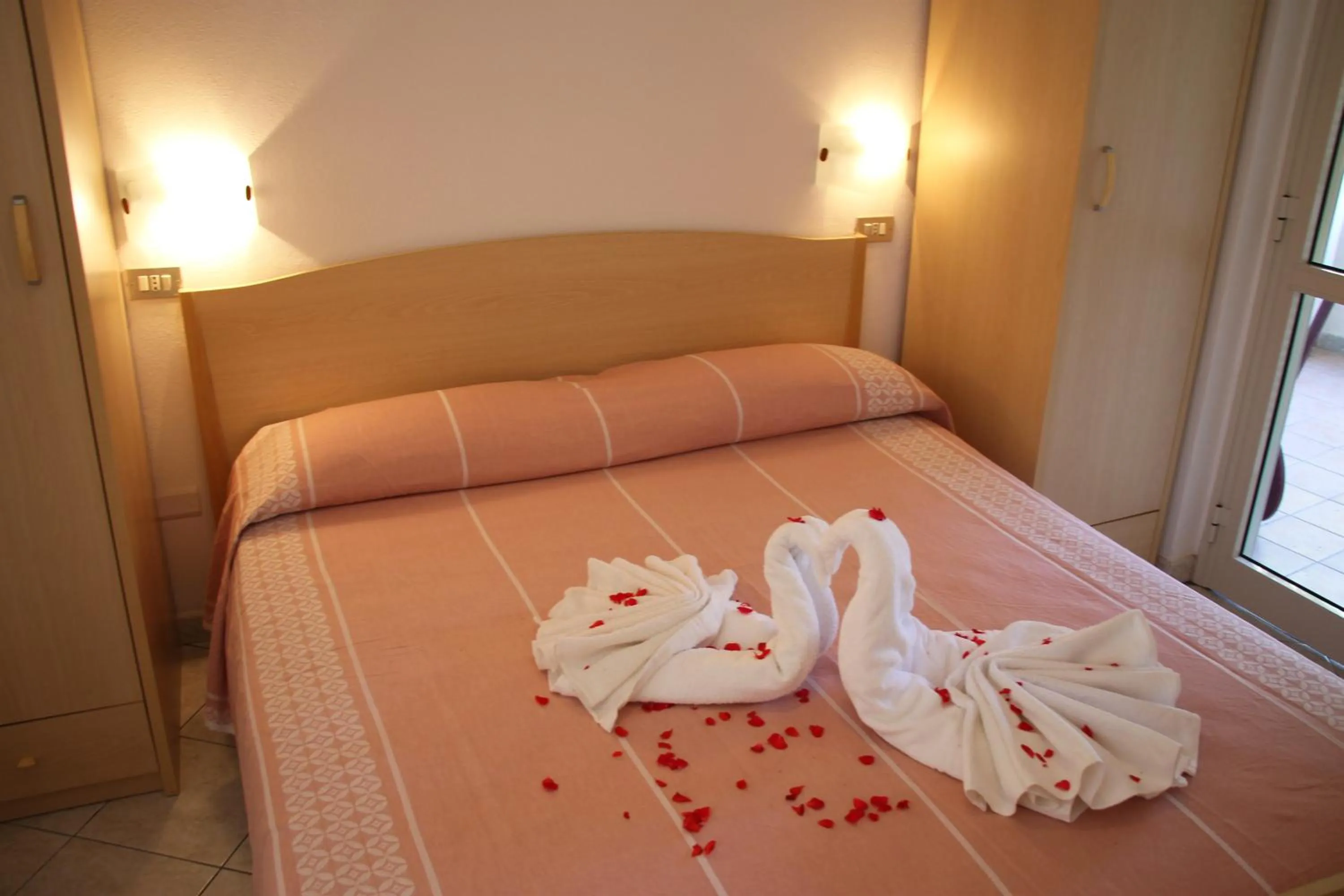 Bedroom in Hotel L'Ancora