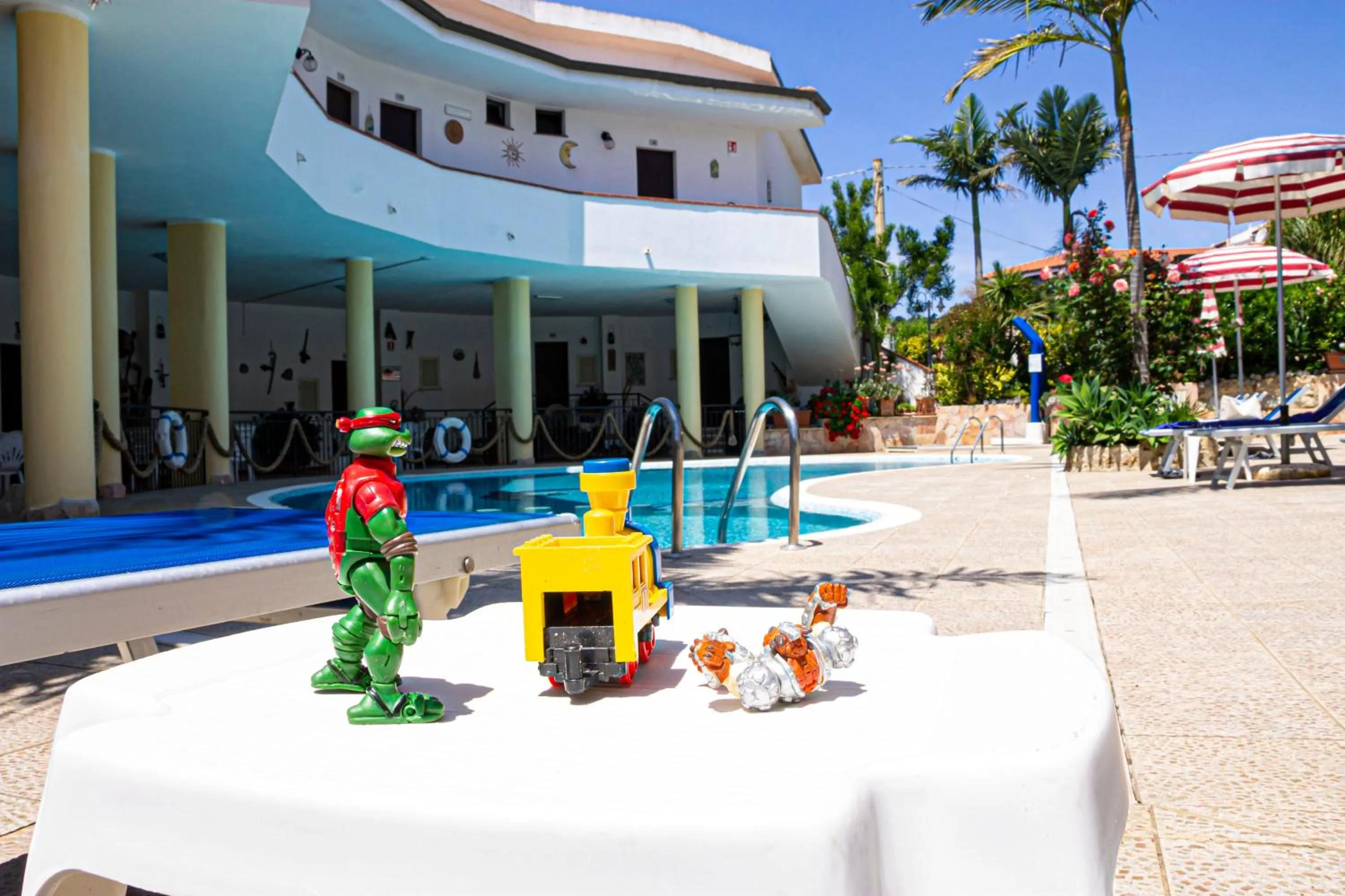 Pool view in Hotel L'Ancora