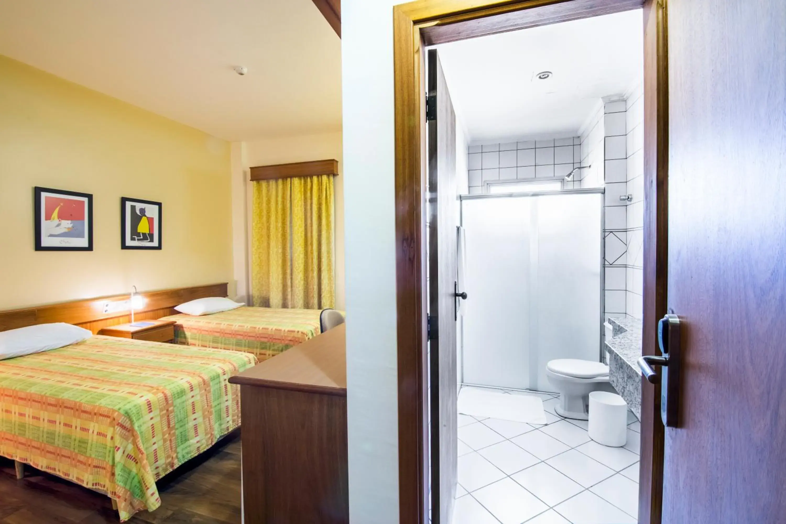 Standard Triple Room - single occupancy in JR Hotel Marilia Standard Triple Room - single occupancy in JR Hotel Marilia