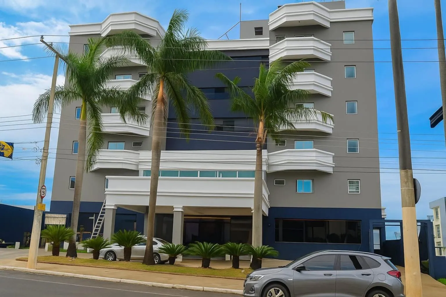 Property building in JR Hotel Marilia