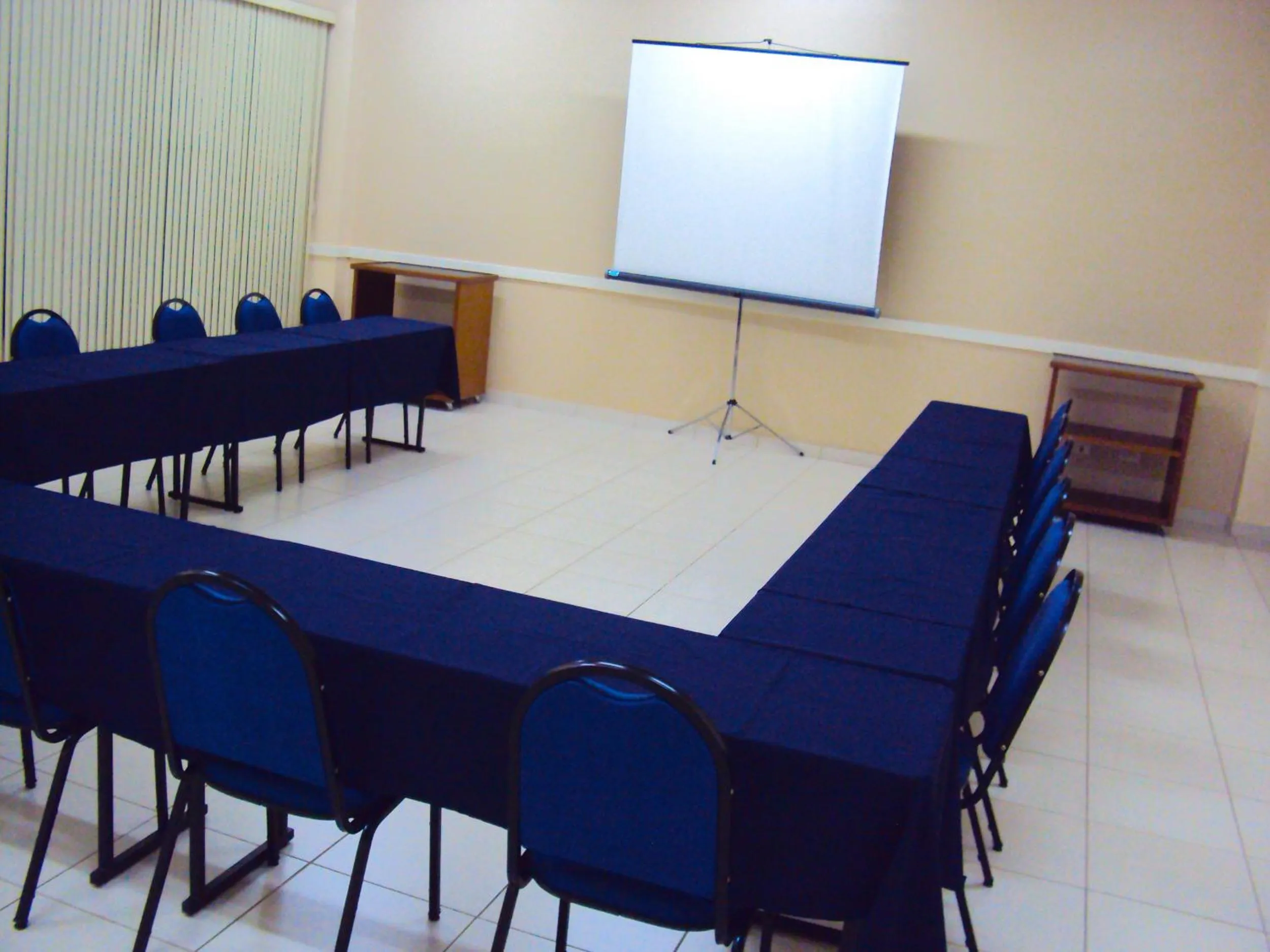 Business facilities in JR Hotel Marilia