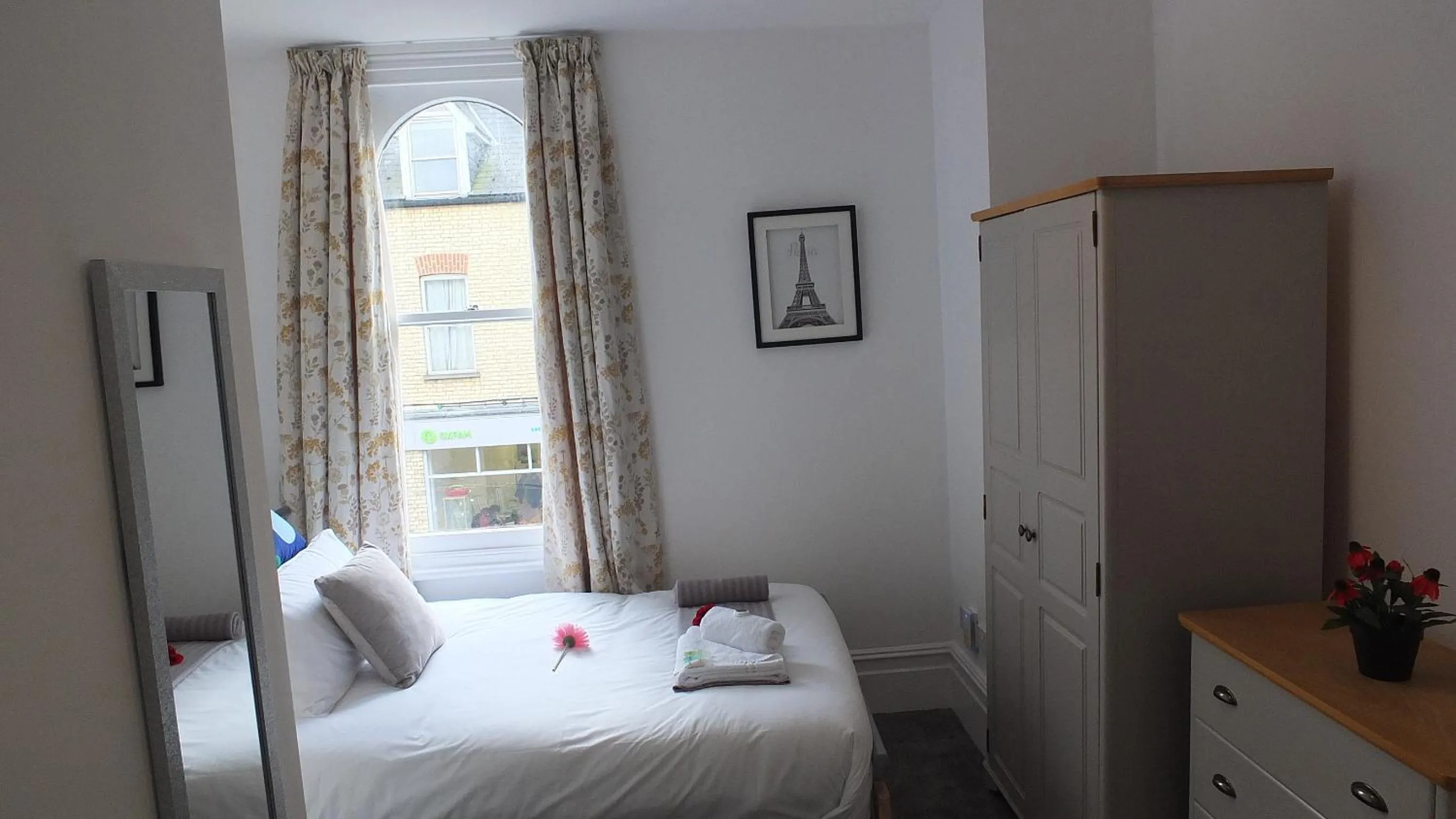 Bed in The Mill Suites - Tas Accommodations