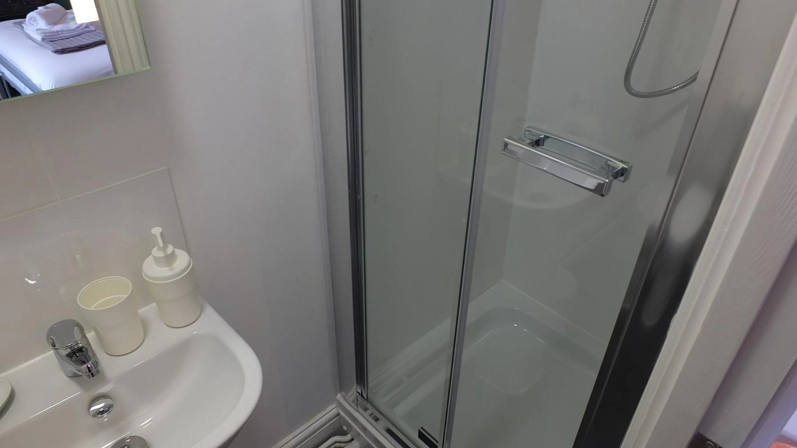 Shower in The Mill Suites - Tas Accommodations