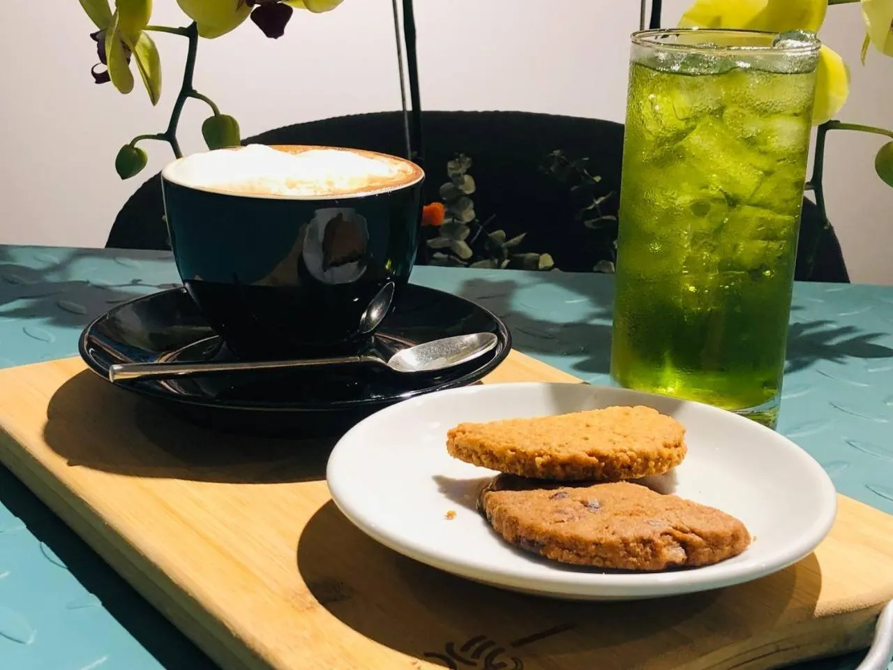 Coffee/tea facilities in Suite Home Boutique Hotel