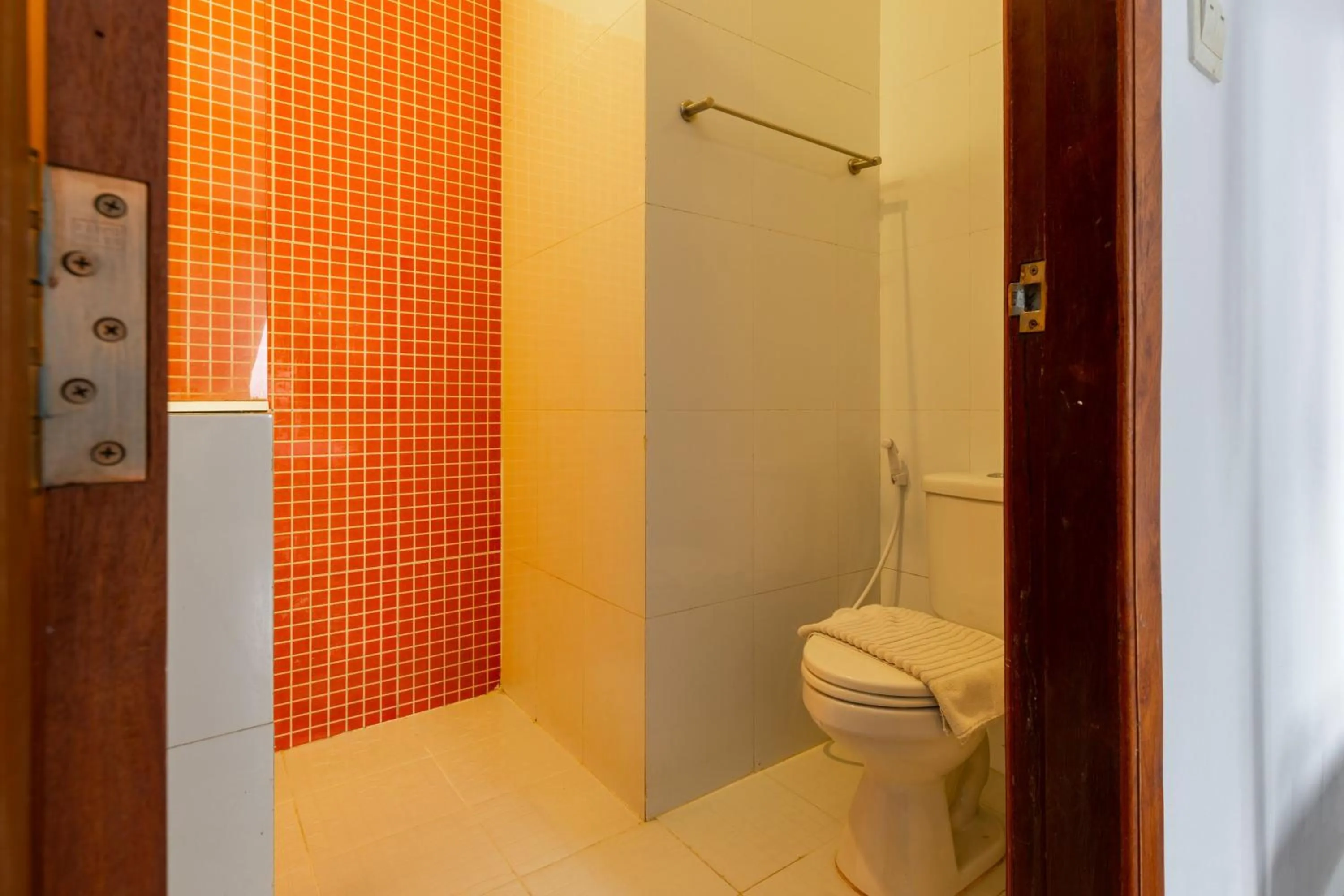 Shower in Suite Home Boutique Hotel