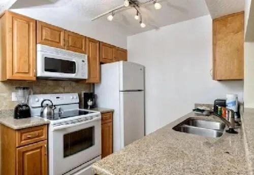 Discovery Beach Resort